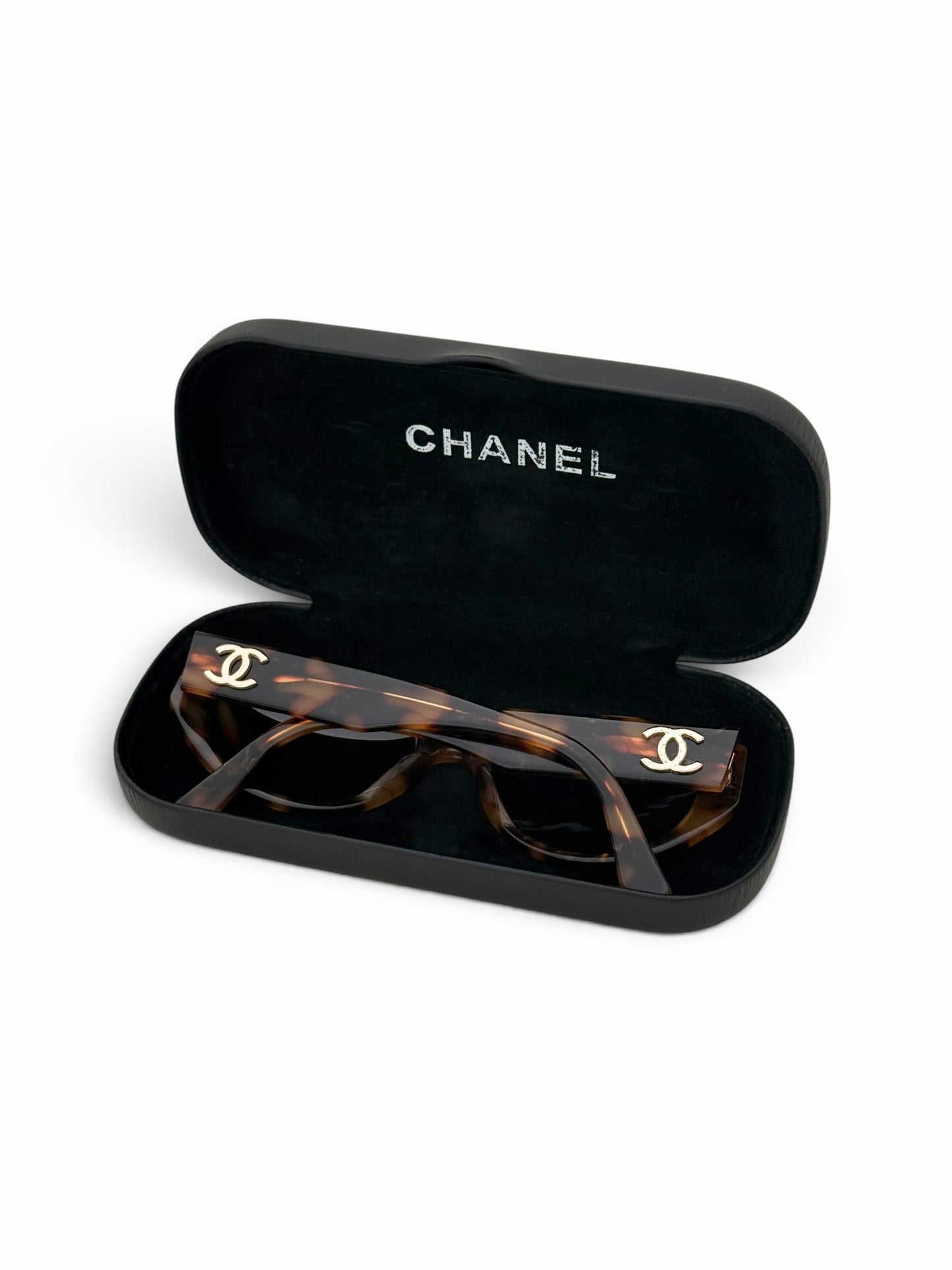 2010s Chanel CC Sunglasses | O/S, Brown
