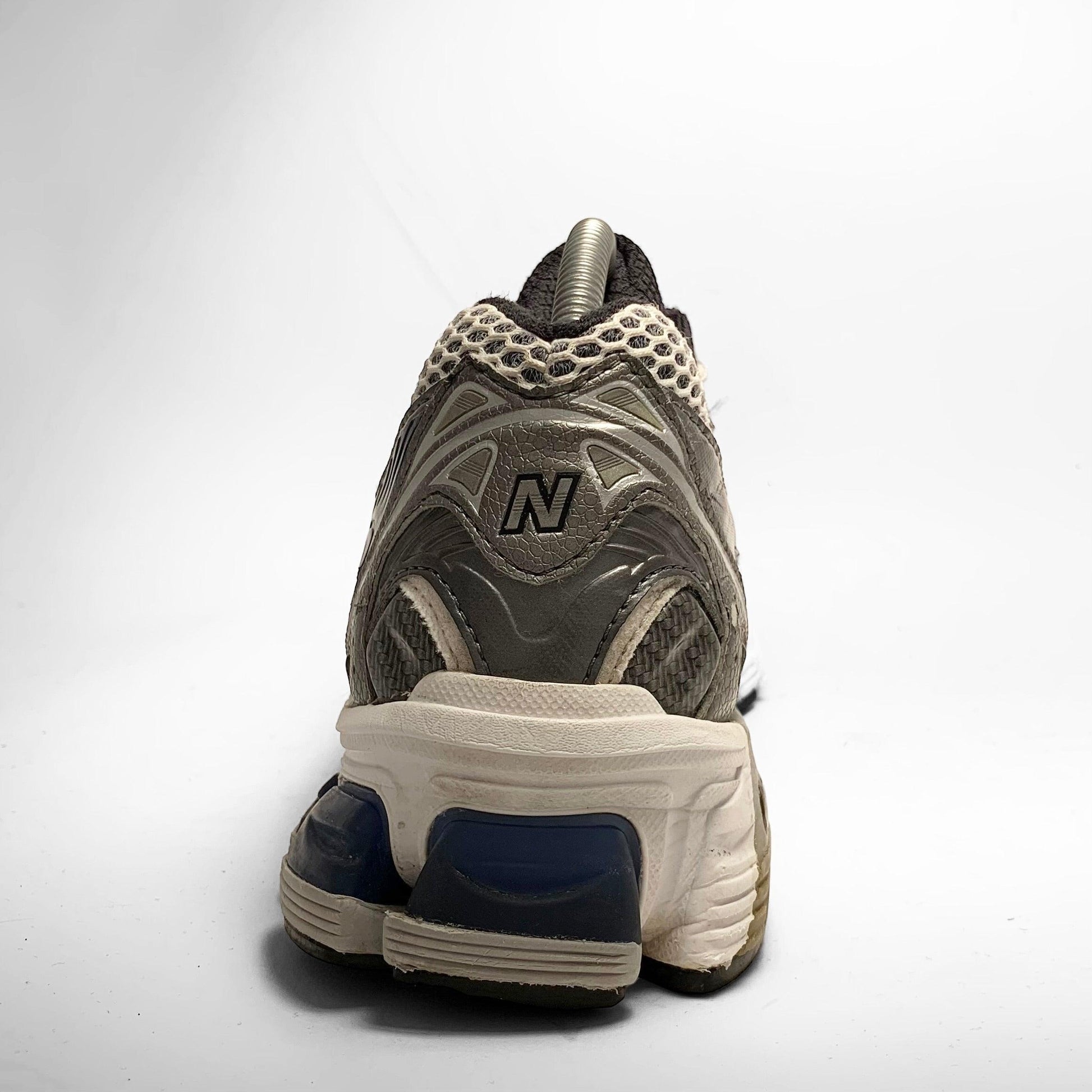 New Balance 1226 (2000s) - Known Source