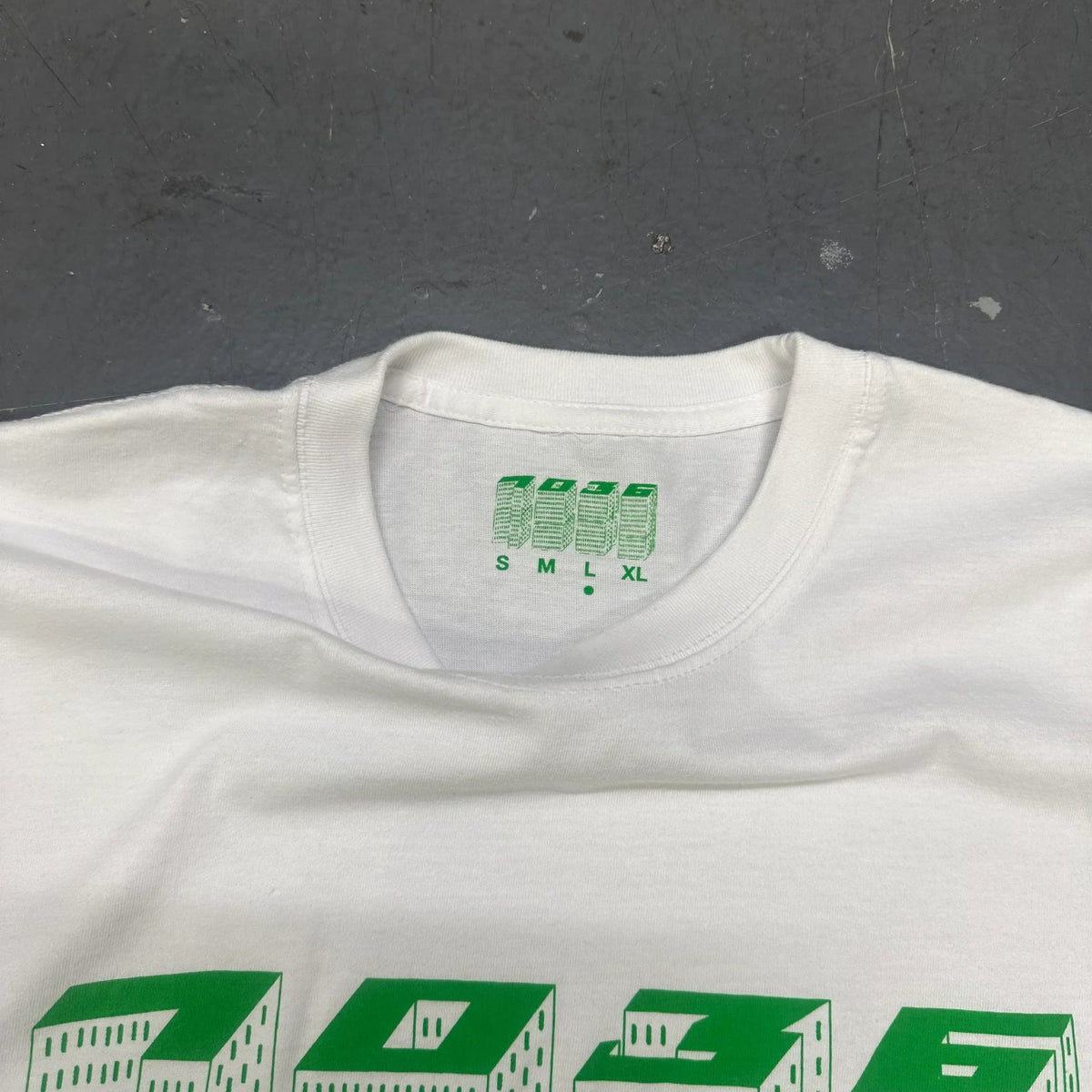 1036 High Rise Tee In White & Green ( L ) - 1036 Emporium