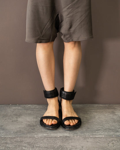 ANN DEMEULEMEESTER SANDALS (EU 40)