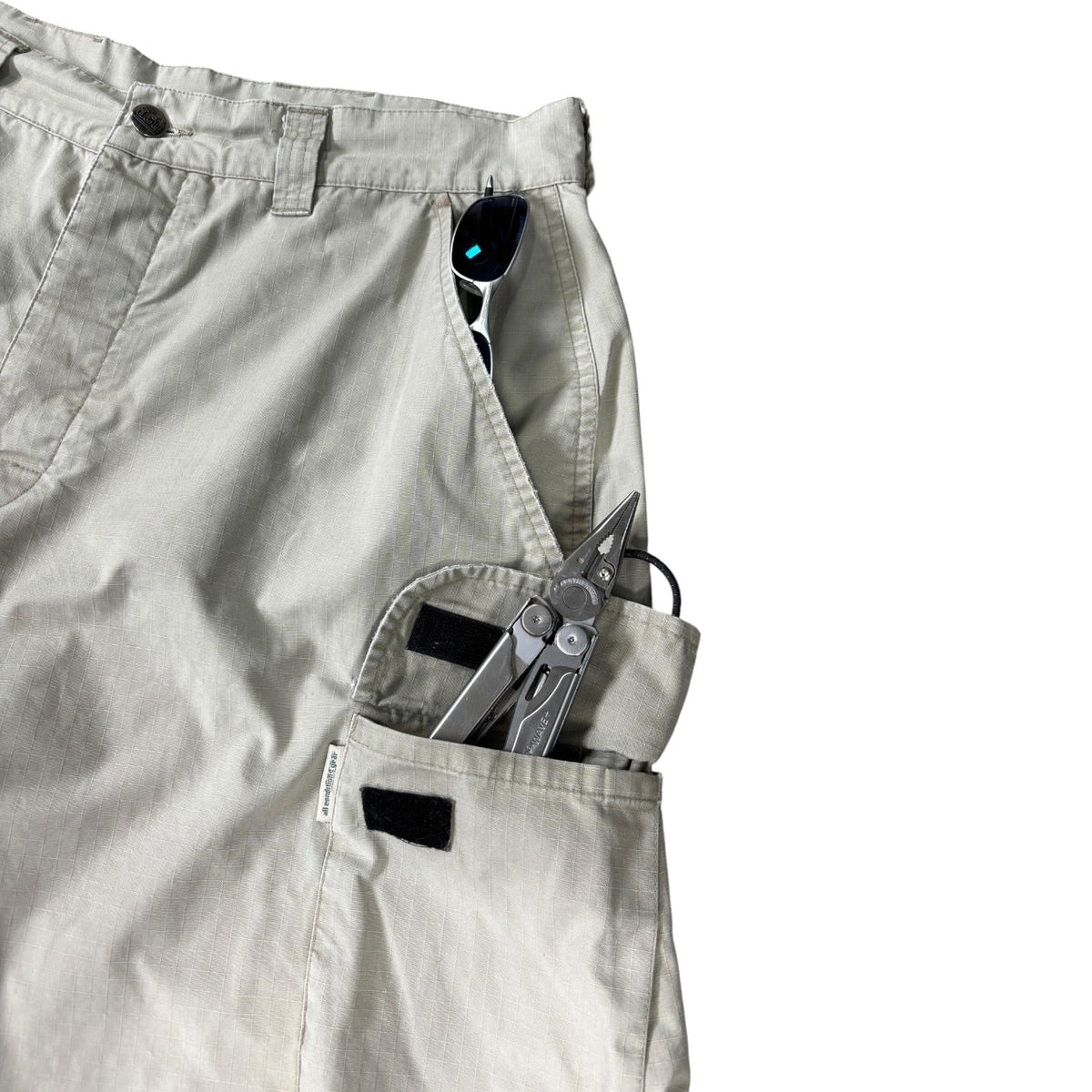 Nike ACG 2001 Cargo Shorts W34 | W34, Red