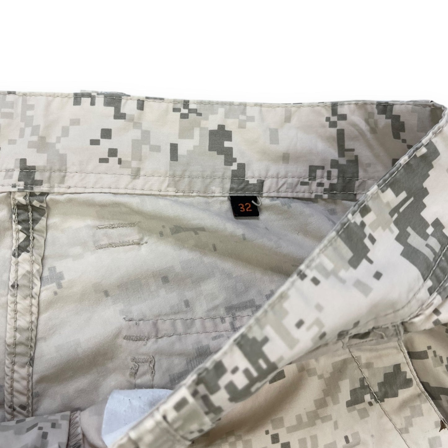 2000's Schott Digi Camo Cargo Shorts (32) | Default Title, Multicoloured