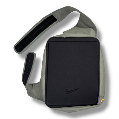 Nike 00’s Two Tone Shoulder Bag | O/S, Multicoloured