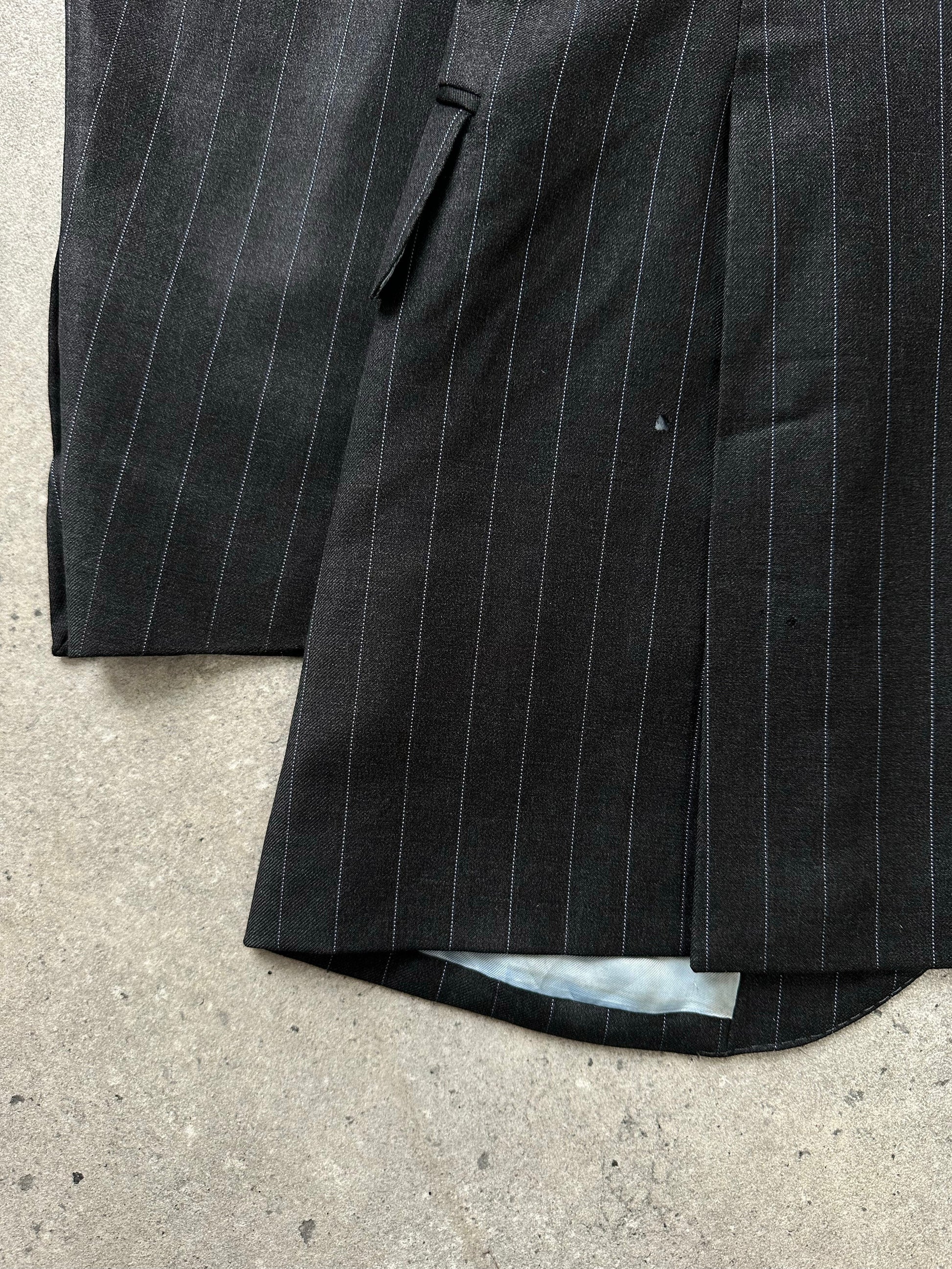 Loro Piana x Hackett 2000s pure wool striped blazer in size L, featuring classic pattern and tailored fit.