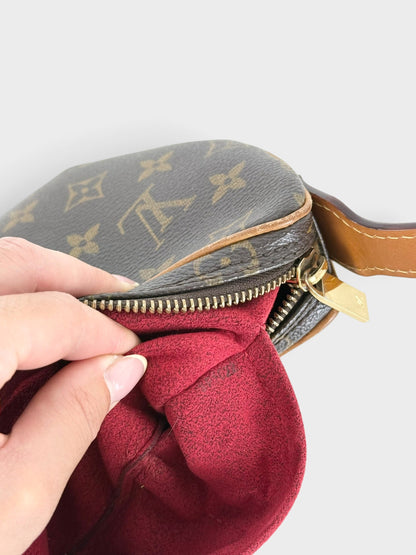 2002 Louis Vuitton Croissant PM Shoulder Bag | O/S, Brown