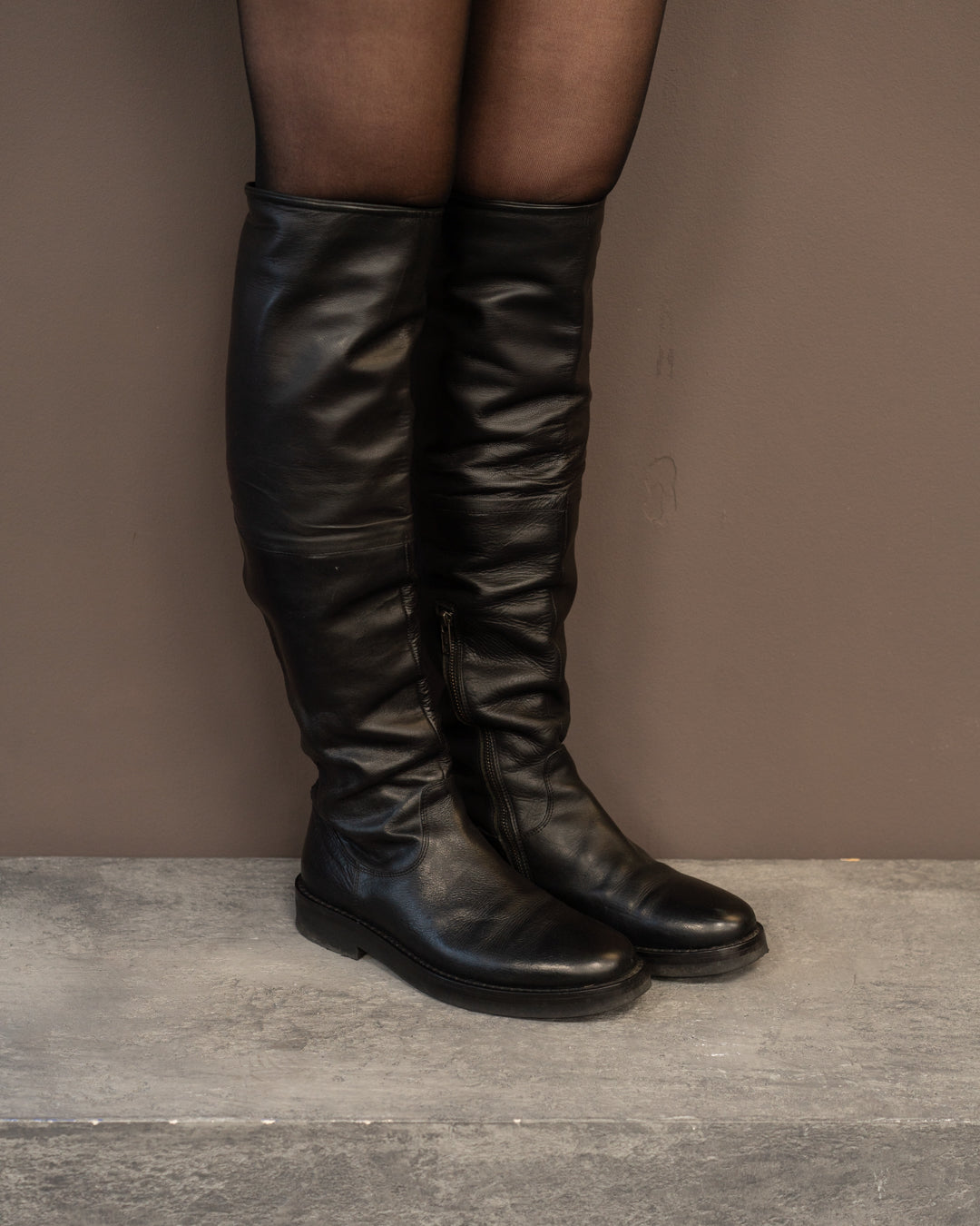 ANN DEMEULEMEESTER KNEE HIGH BOOTS (EU 39, FITS LIKE 40) | DEFAULT TITLE, Black