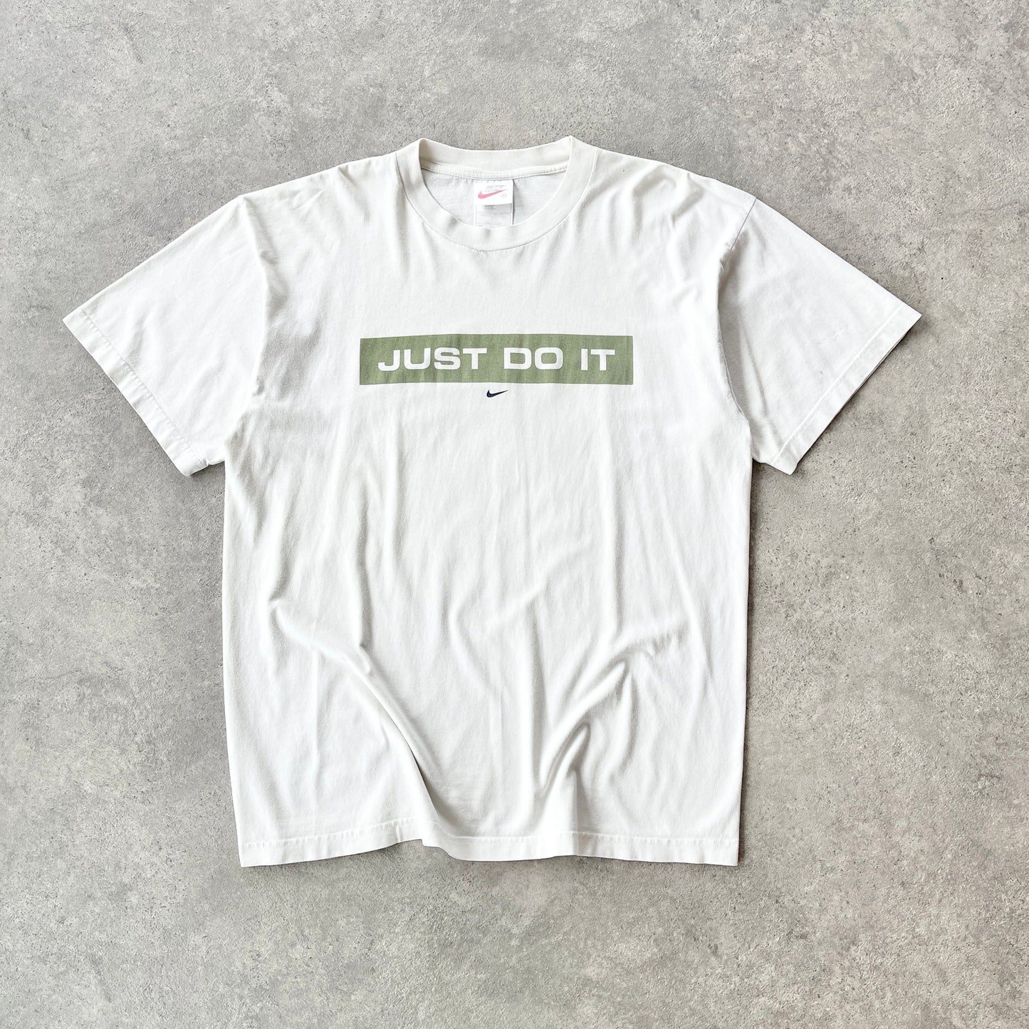 Nike RARE 1990s ‘just do it’ heavyweight spellout t-shirt (L)