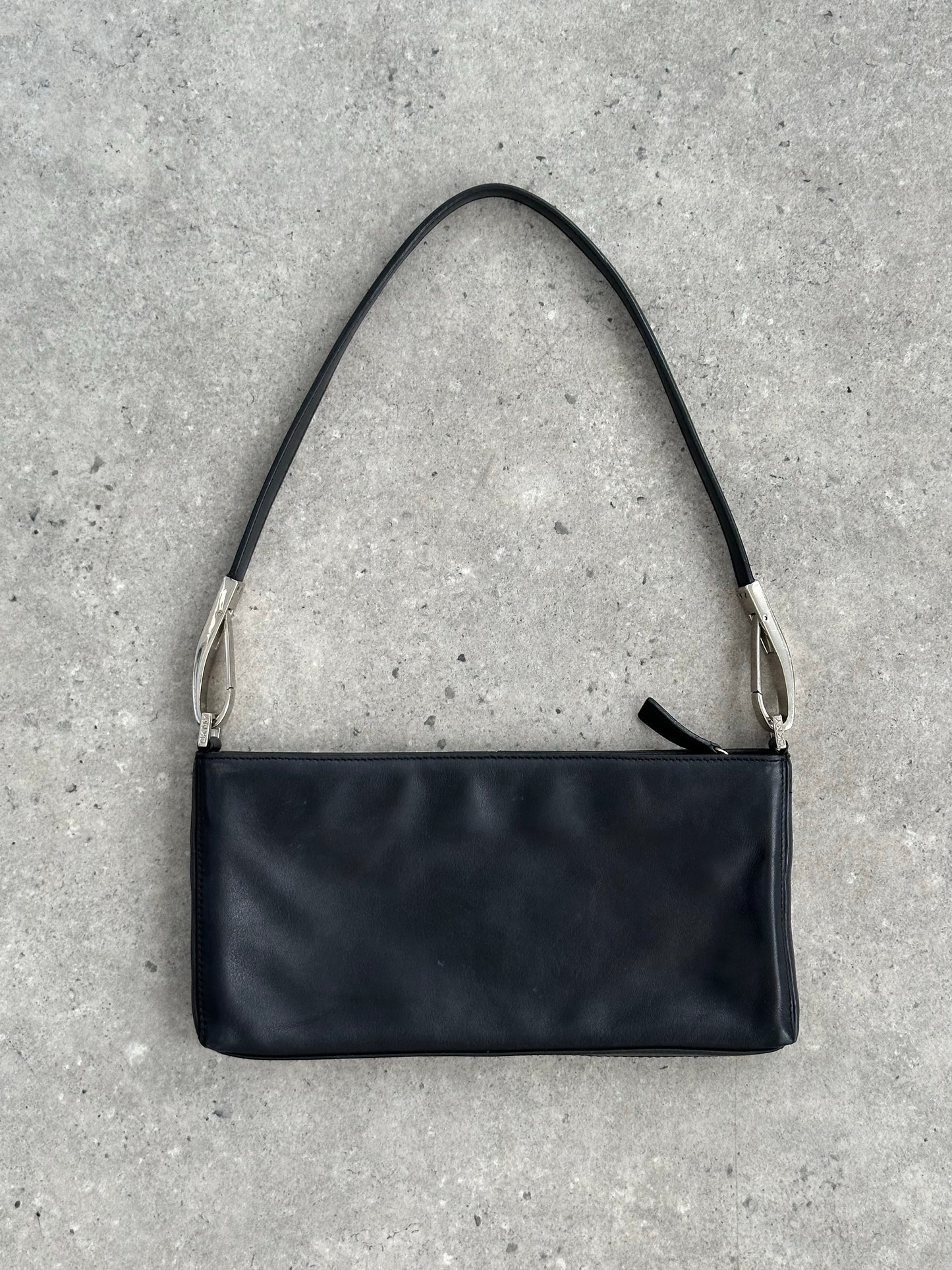 DKNY 2000s Leather Shoulder Bag