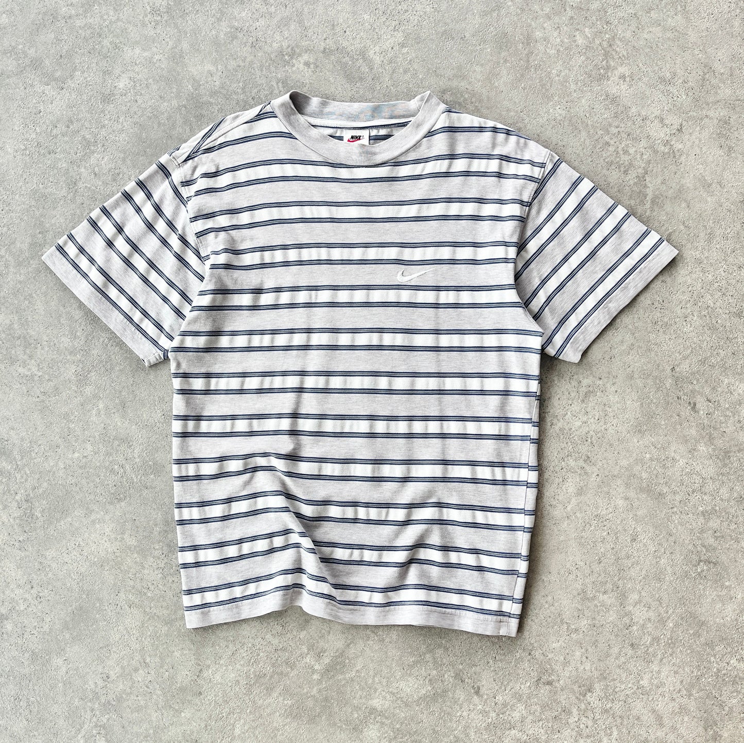 Nike RARE 1990s heavyweight striped t-shirt (M)