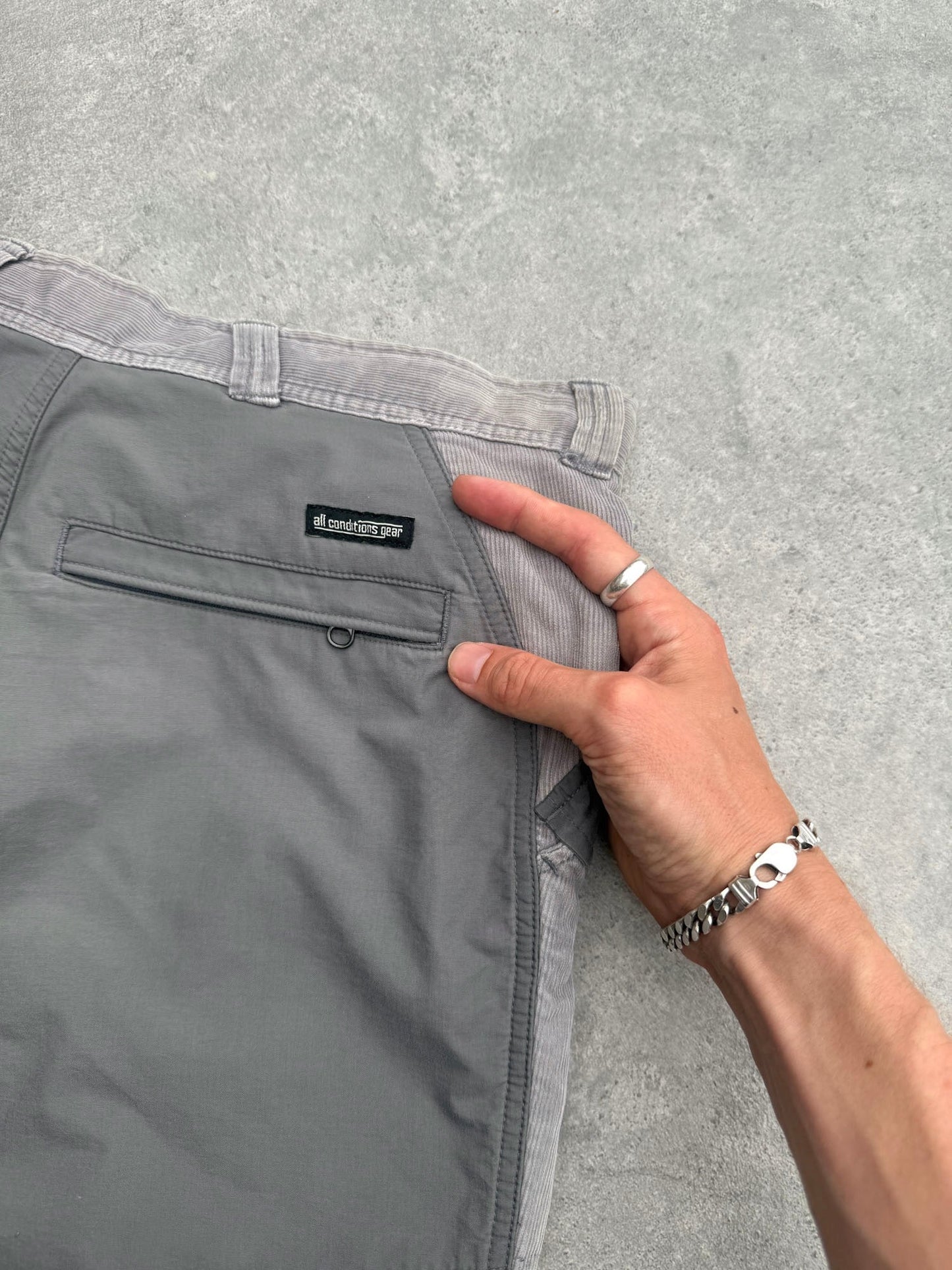 nike acg 2000s technical corduroy cargo trousers (m) | Default Title, Grey