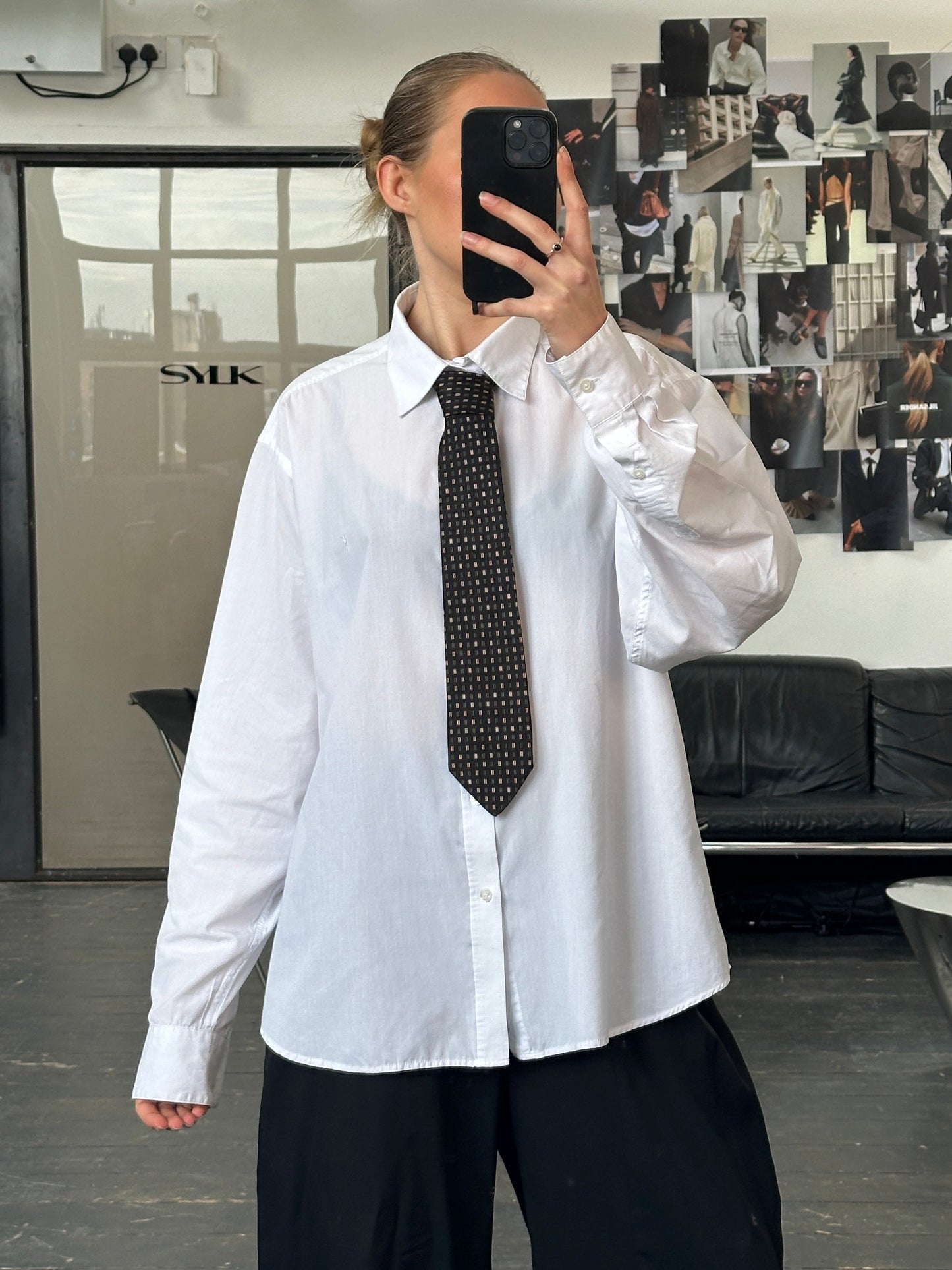 Japanese Vintage 1990s Pure Silk Geometric Tie