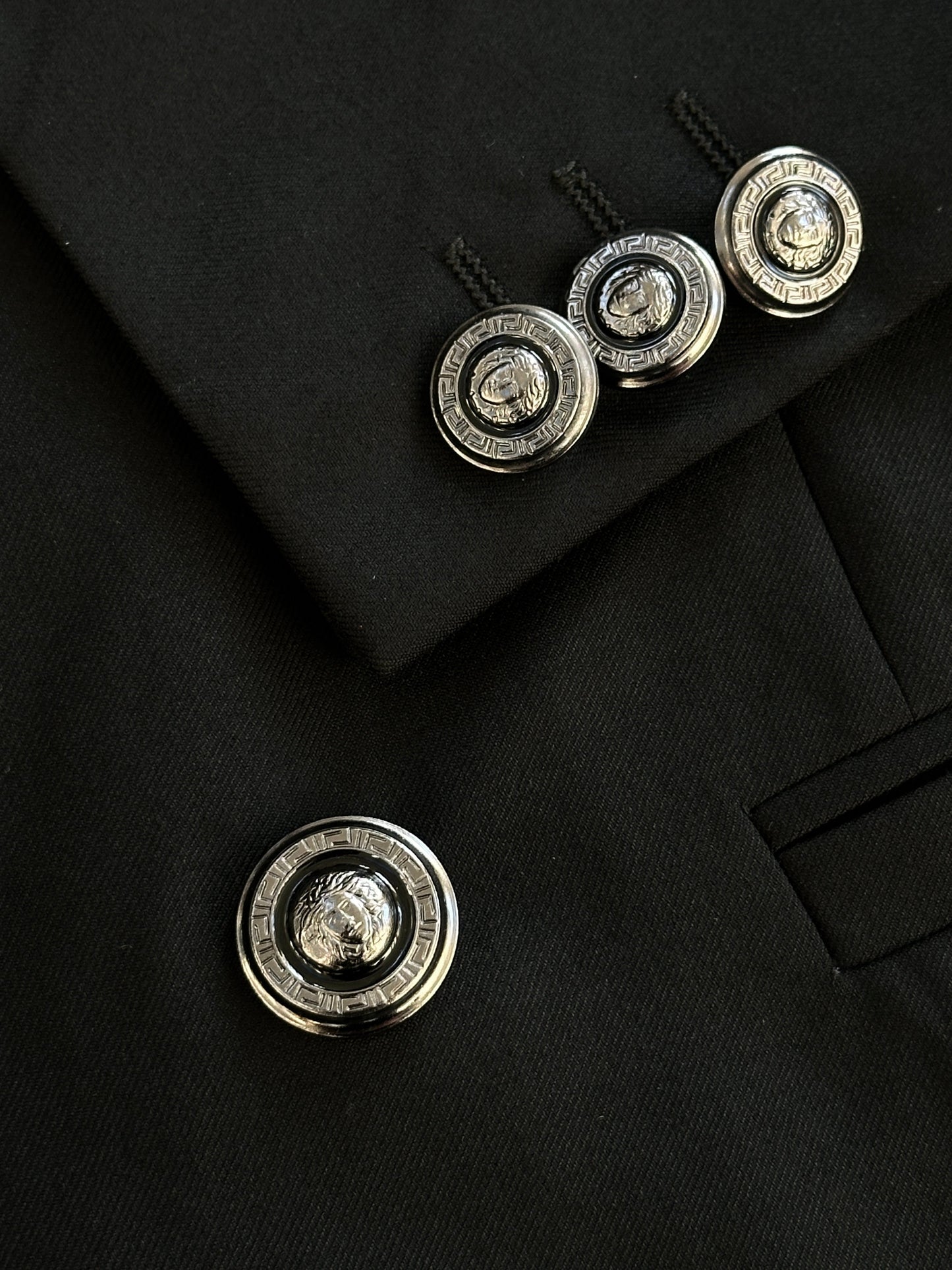 Gianni Versace 1990s Bespoke Medusa Button Double Breasted Blazer - 40R/L