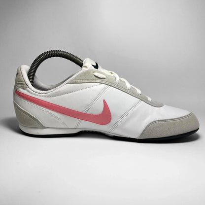 Nike WMNS Revengeance MTR (2006)