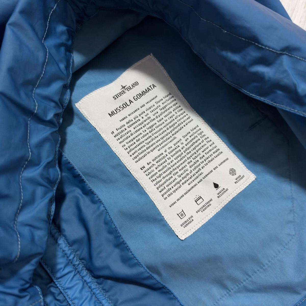 Stone Island Mussola Gommata Jacket | Medium, Blue