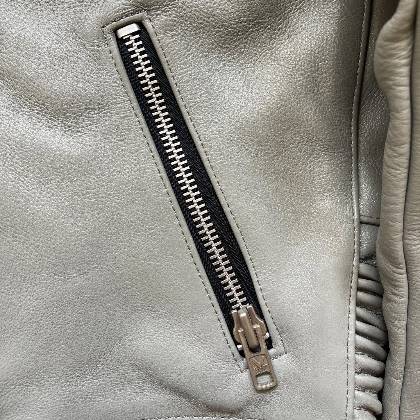 Vanson Leathers Motorcycle Jacket - S