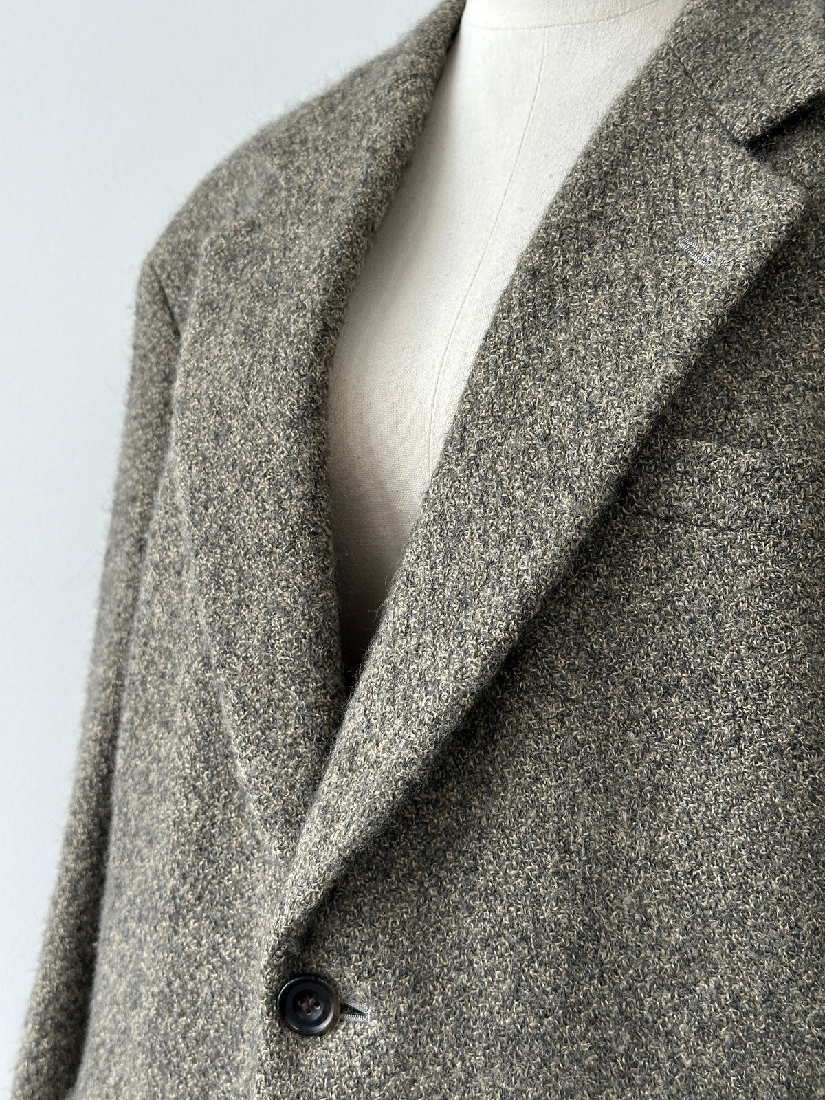 Christian Dior 1990s brushed wool blazer, single-breasted design in size S-M, featuring classic tailored fit and elegant craftsmanship.