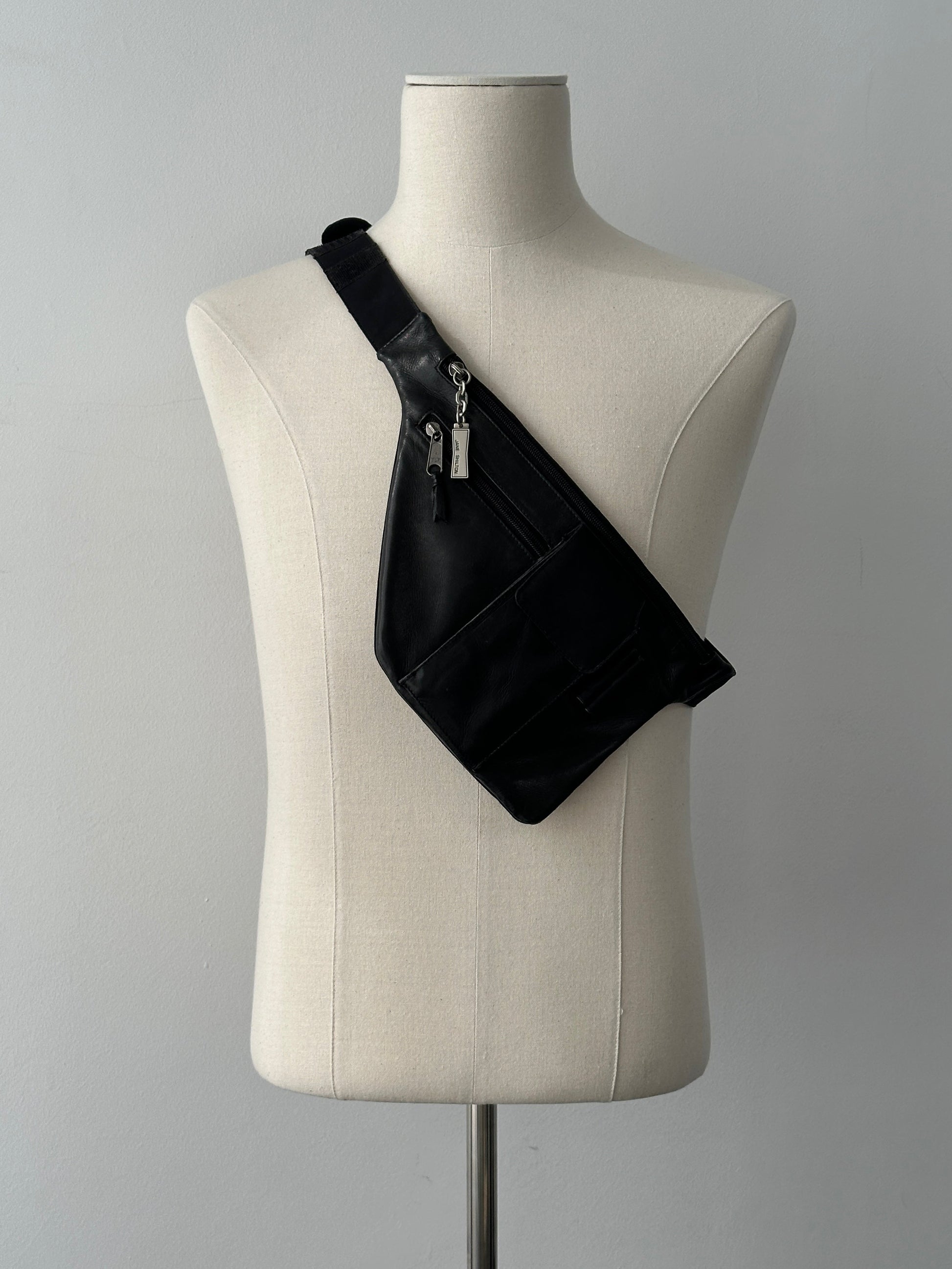Vintage 2000s Leather Crossbody Bag
