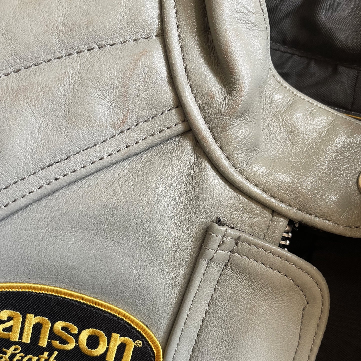Vanson Leathers Motorcycle Jacket - S
