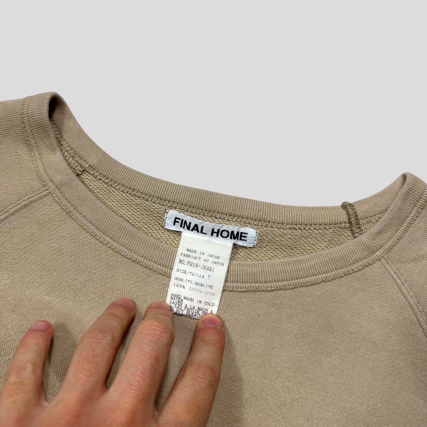 Final Home 2001 Graphic Logo Sweatshirt - M/L