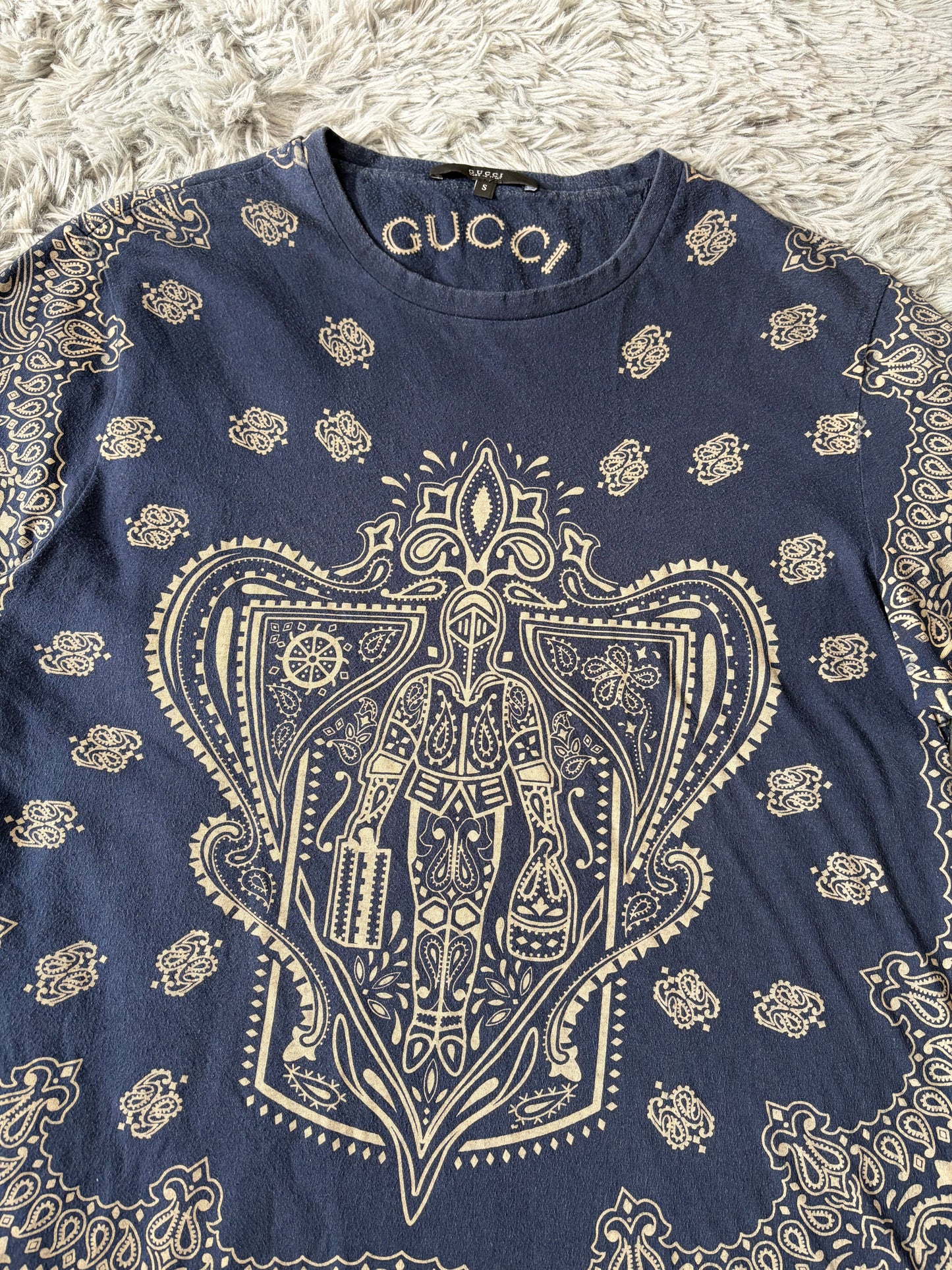 Gucci by Tom Ford 00’s Bandana Crest Logo Blue T-shirt - S/M | O/S, Blue