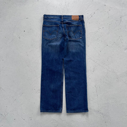 vintage 502 levis w/sashiko repair | Blue, Red