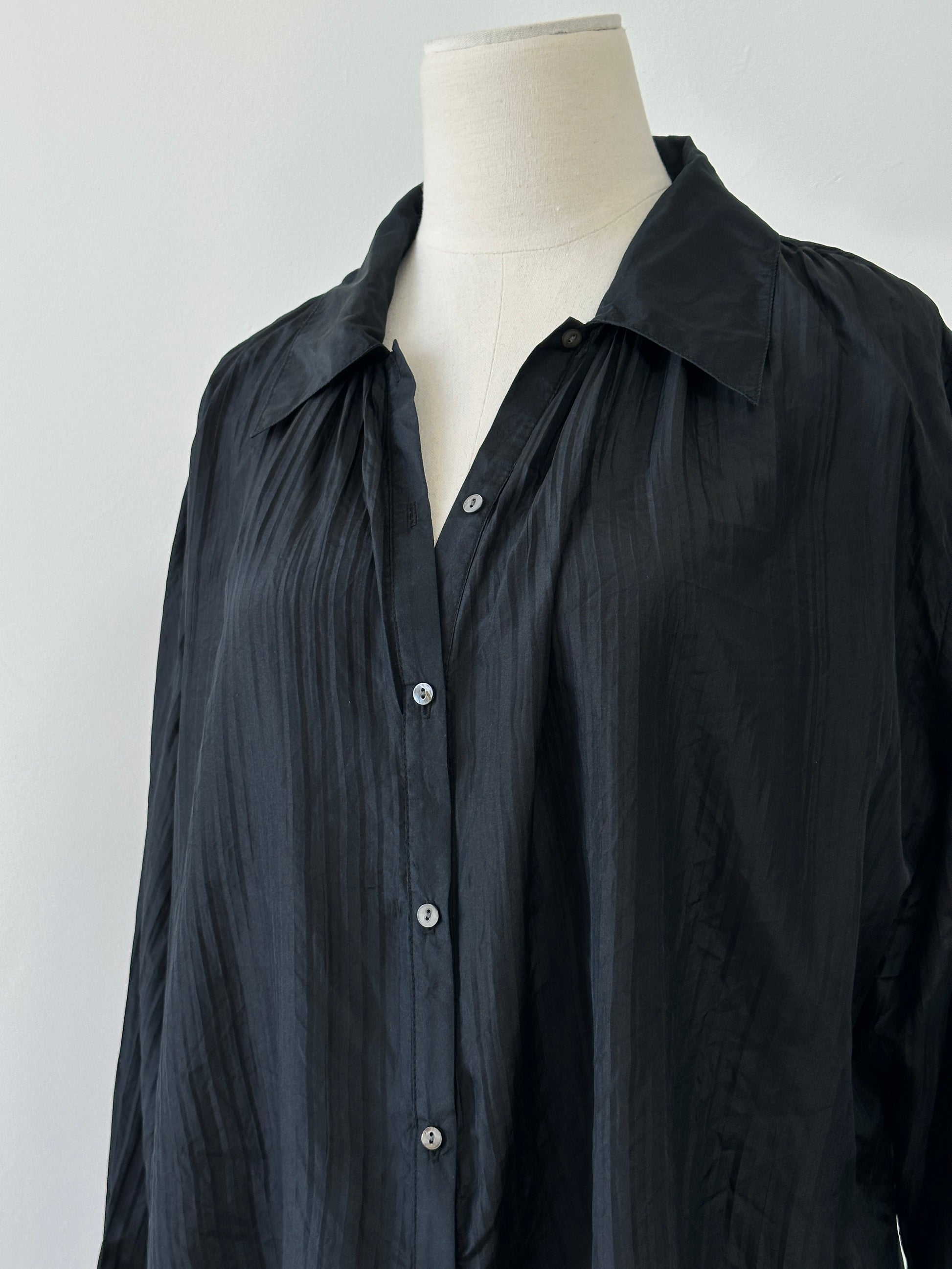 Vintage 1990s Pure Silk Pleated Shirt - L
