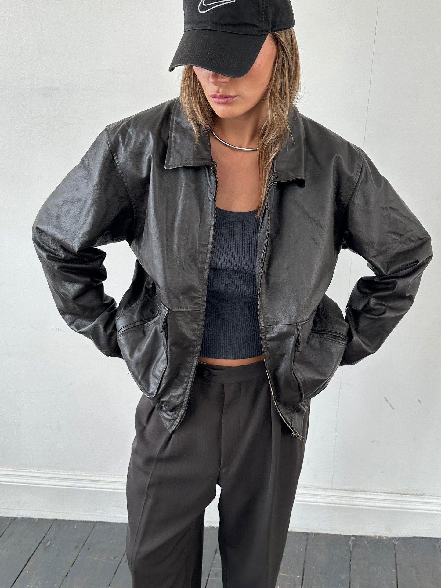 Vintage Smooth Leather Bomber Jacket - L - Known Source
