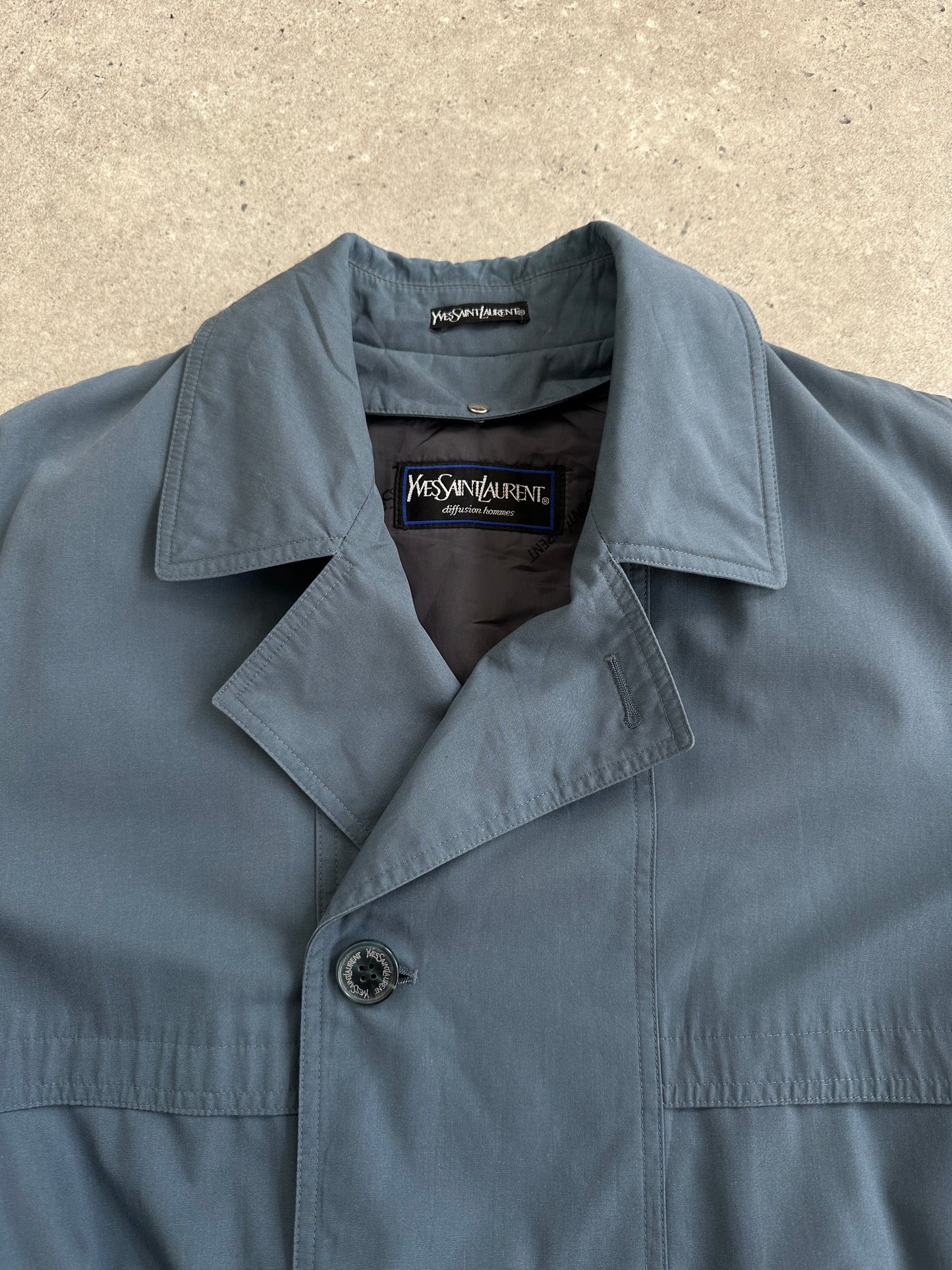 Yves Saint Laurent Diffusion Hommes 1980s Belted Trench Coat - L