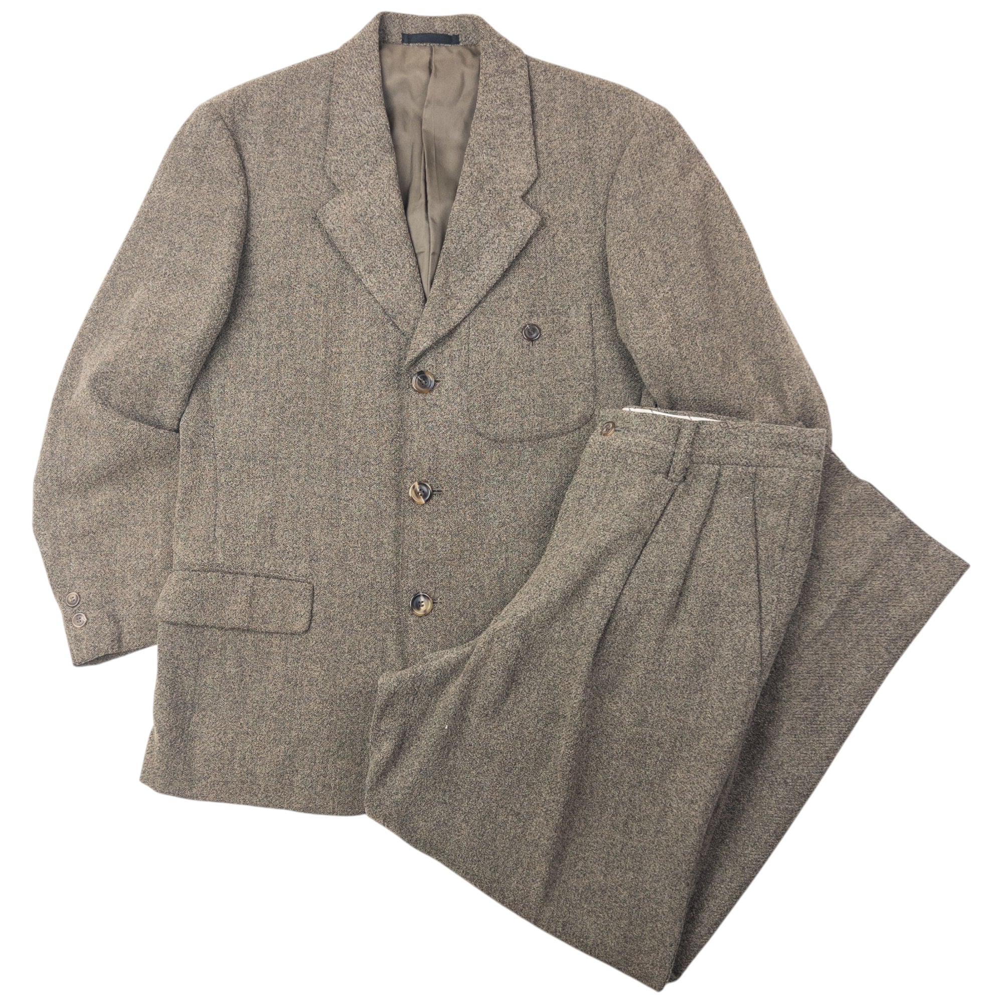 Issey Miyake – Known Source