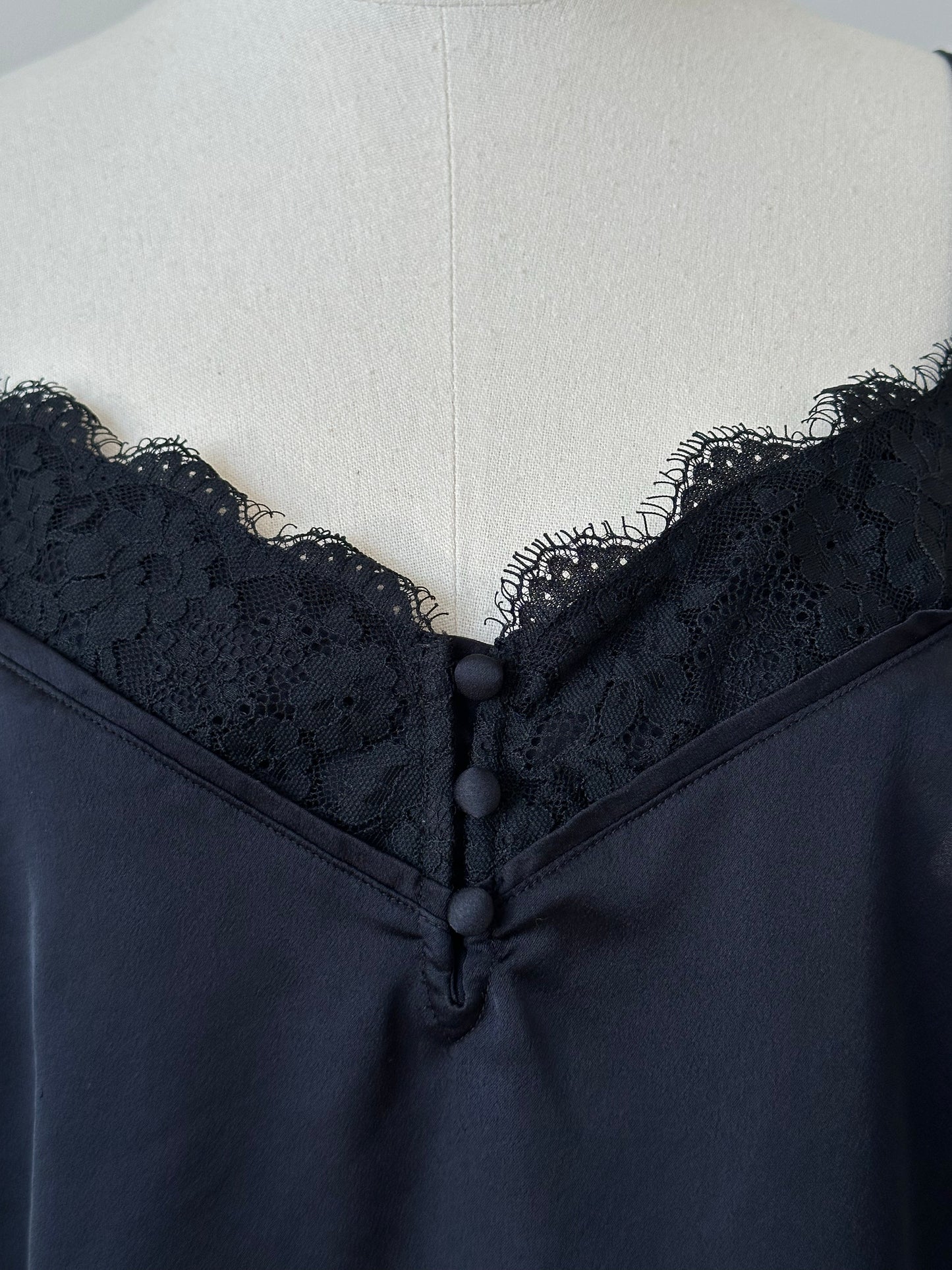 Vintage 2000s Lace Cami Top - M