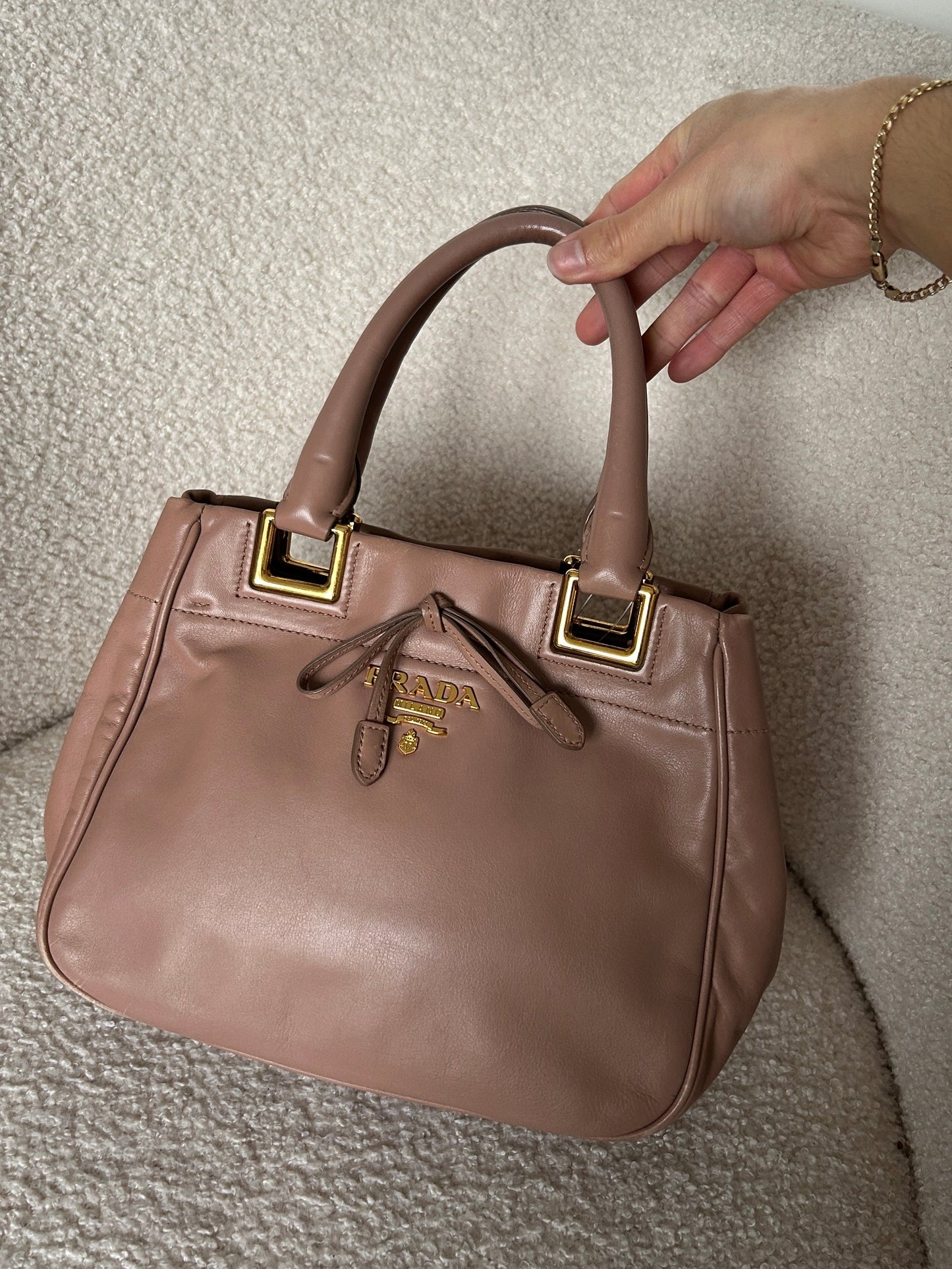 2010s Prada Vitello Leather Bow Handbag | O/S, Gold