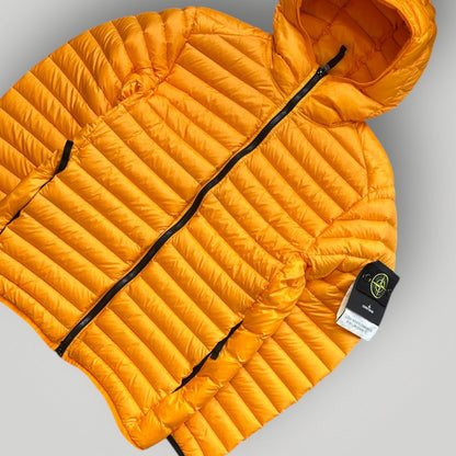 Stone Island Loom Woven Chambers R-Nylon Down TC S BNWT | Default Title, Red