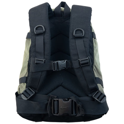 Vintage 90s Nike ACG Karst 25 Backpack | O/S, Multicoloured