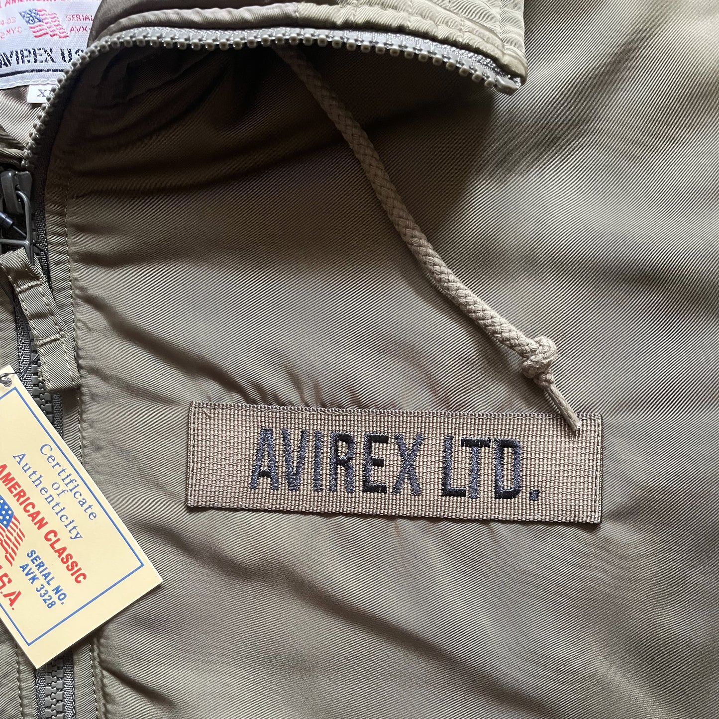 Avirex Padded Bomber Jacket With Hood - L