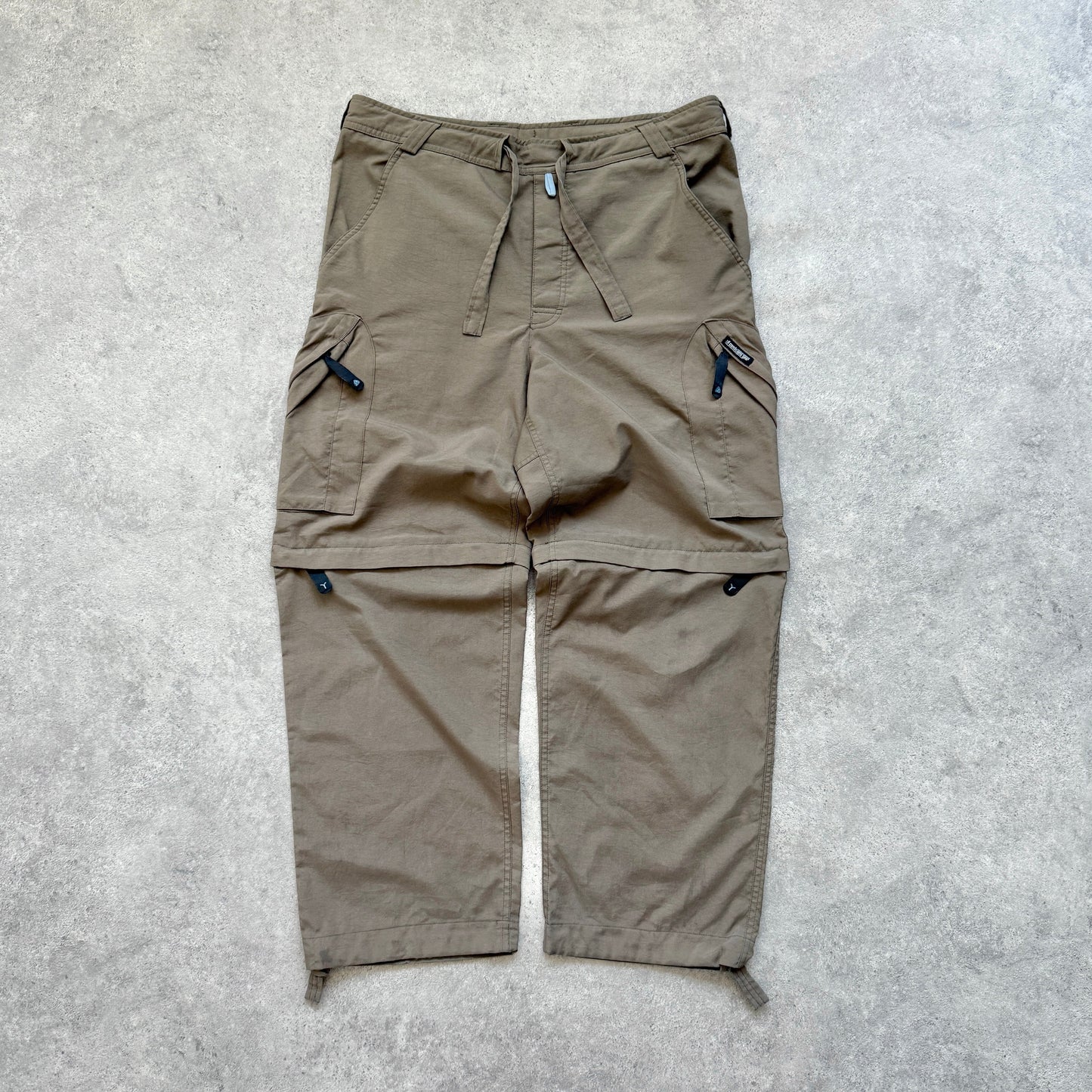 Nike ACG 2000s convertible technical cargo trousers (M)