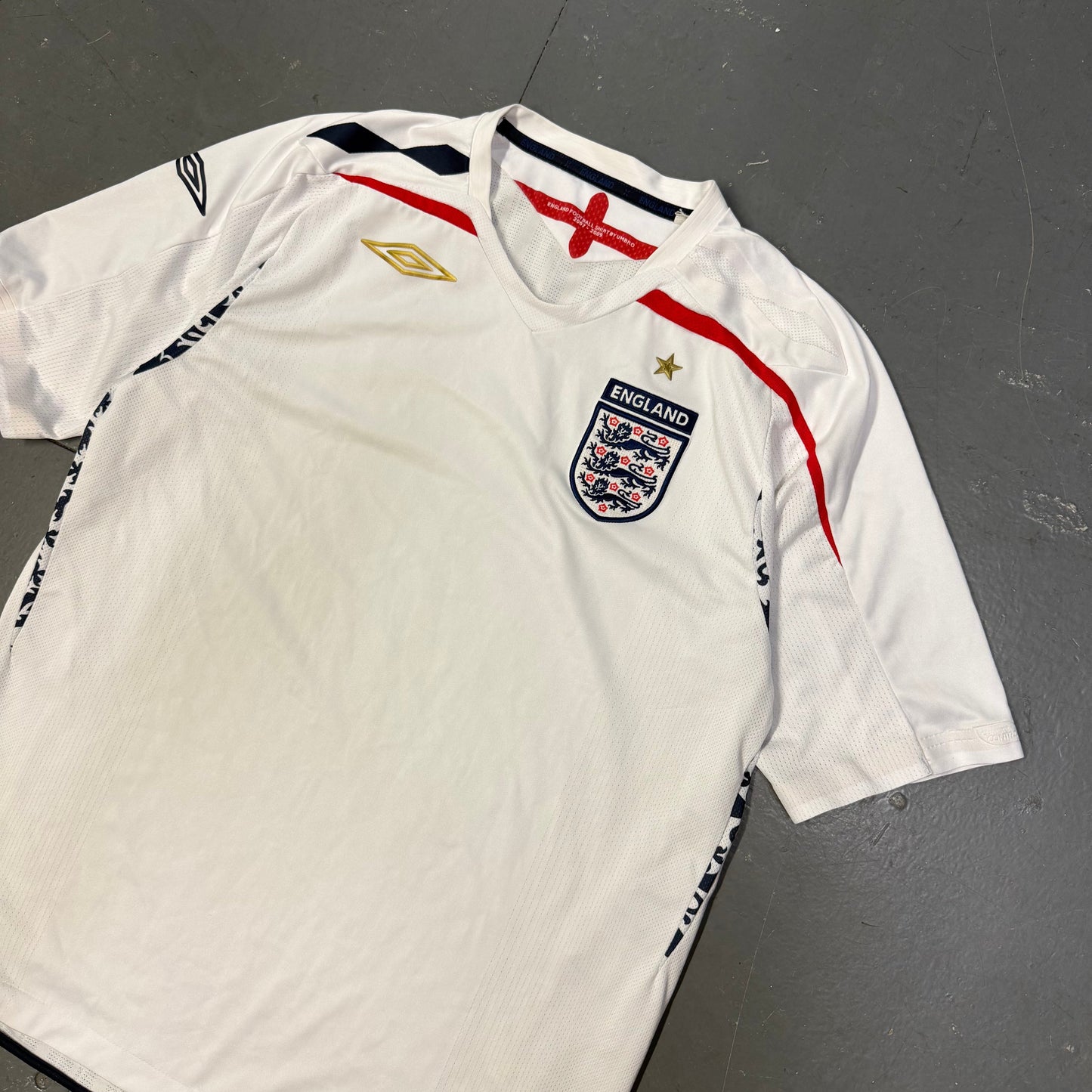 Umbro 2007/09 England Shirt In White (L) | Large, White