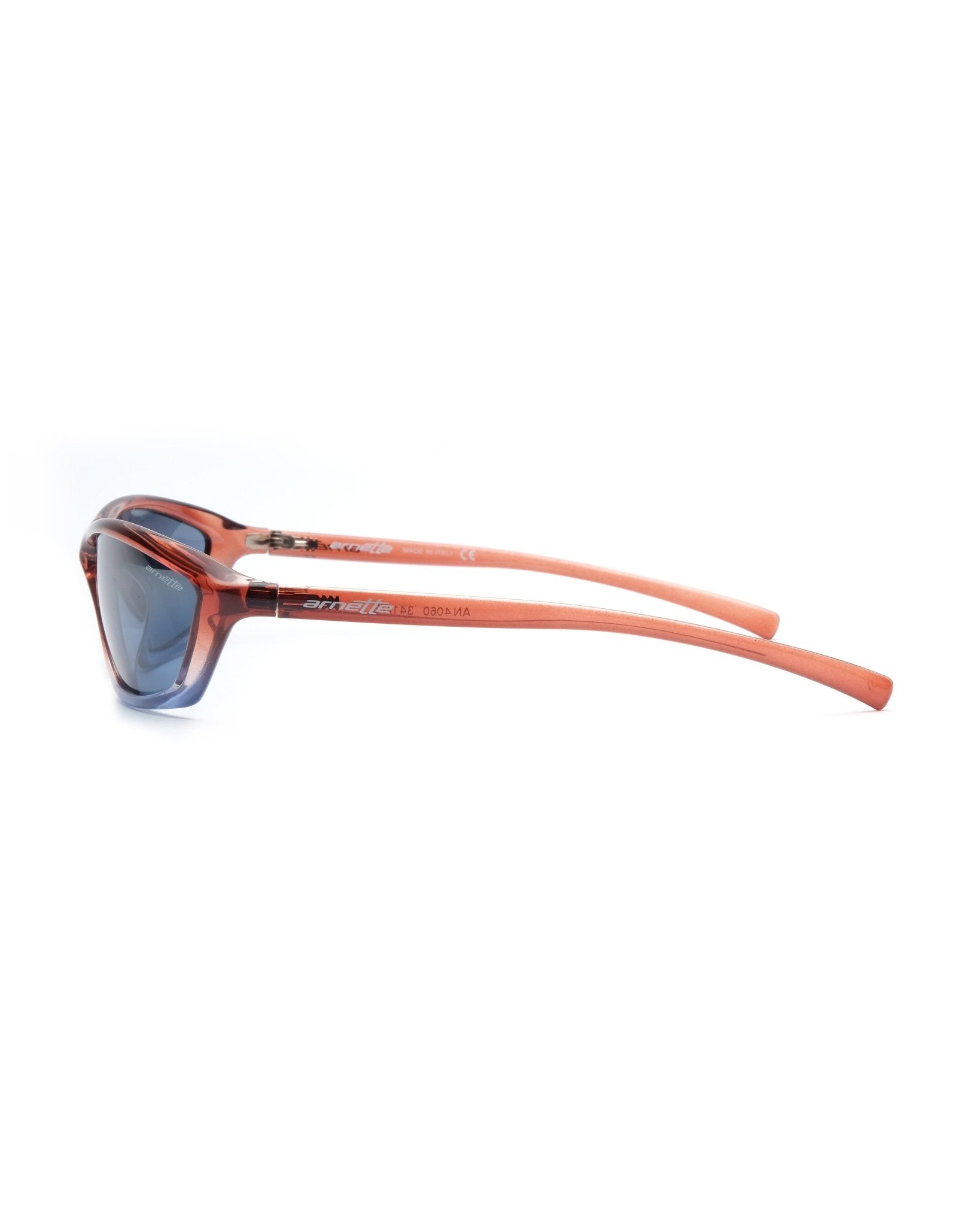 https://cdn.shopify.com/s/files/1/0818/5459/5398/files/1990s-arnette-sunglasses-705959.jpg?v=1741047678