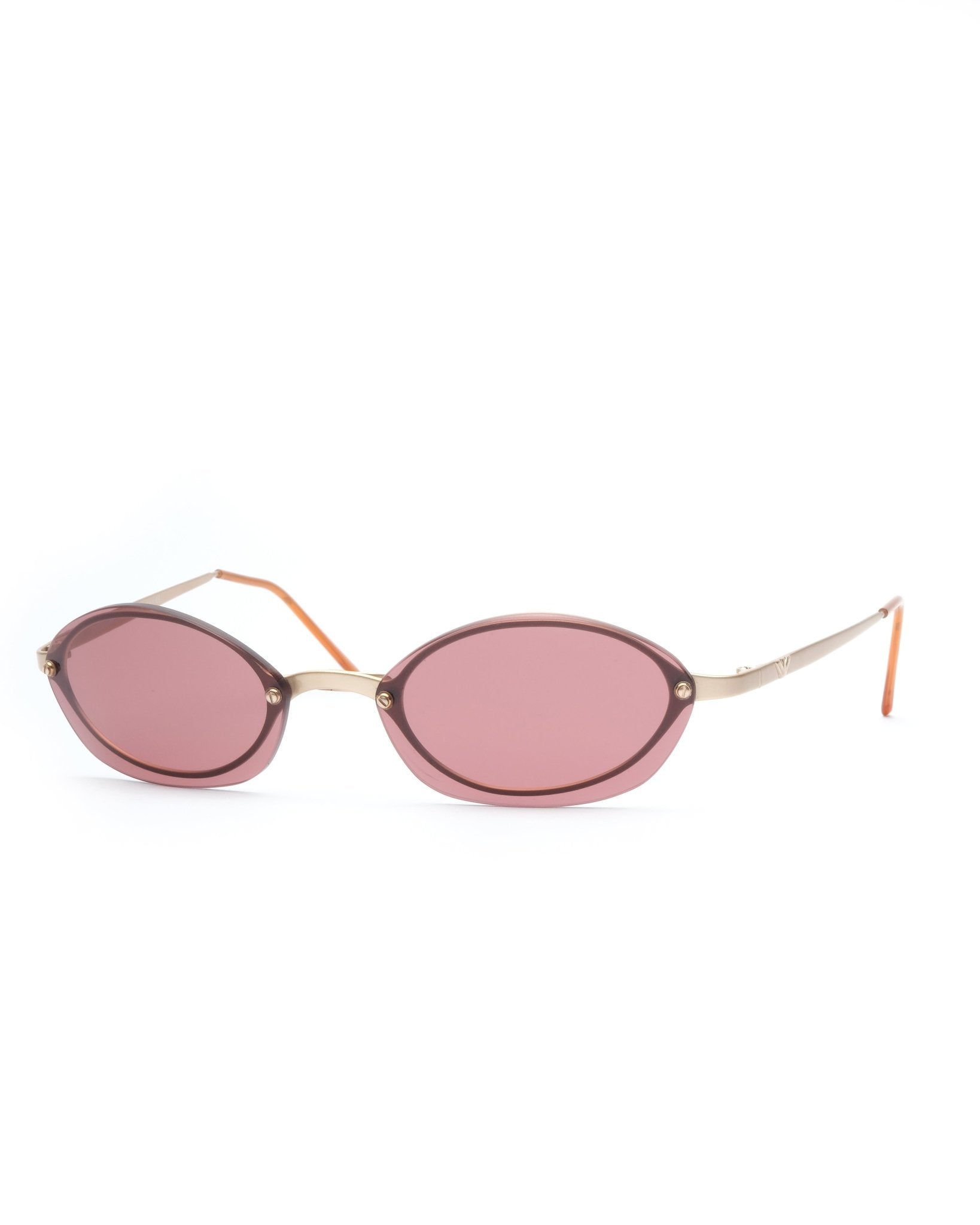 https://cdn.shopify.com/s/files/1/0818/5459/5398/files/1990s-emporio-armani-sunglasses-393846.jpg?v=1749596106