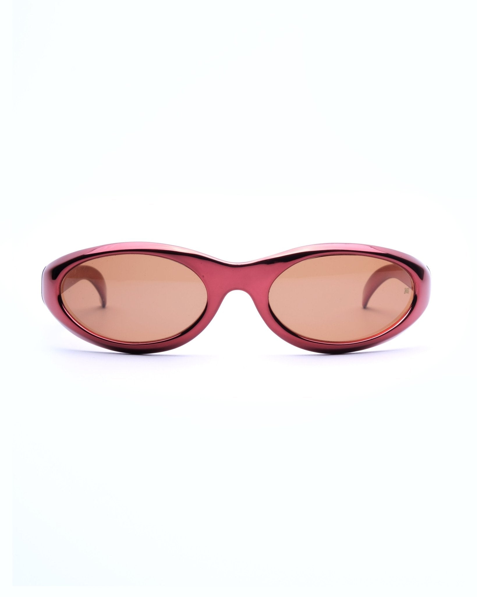 https://cdn.shopify.com/s/files/1/0818/5459/5398/files/1990s-laura-biagiotti-sunglasses-su228-374534.jpg?v=1749227880