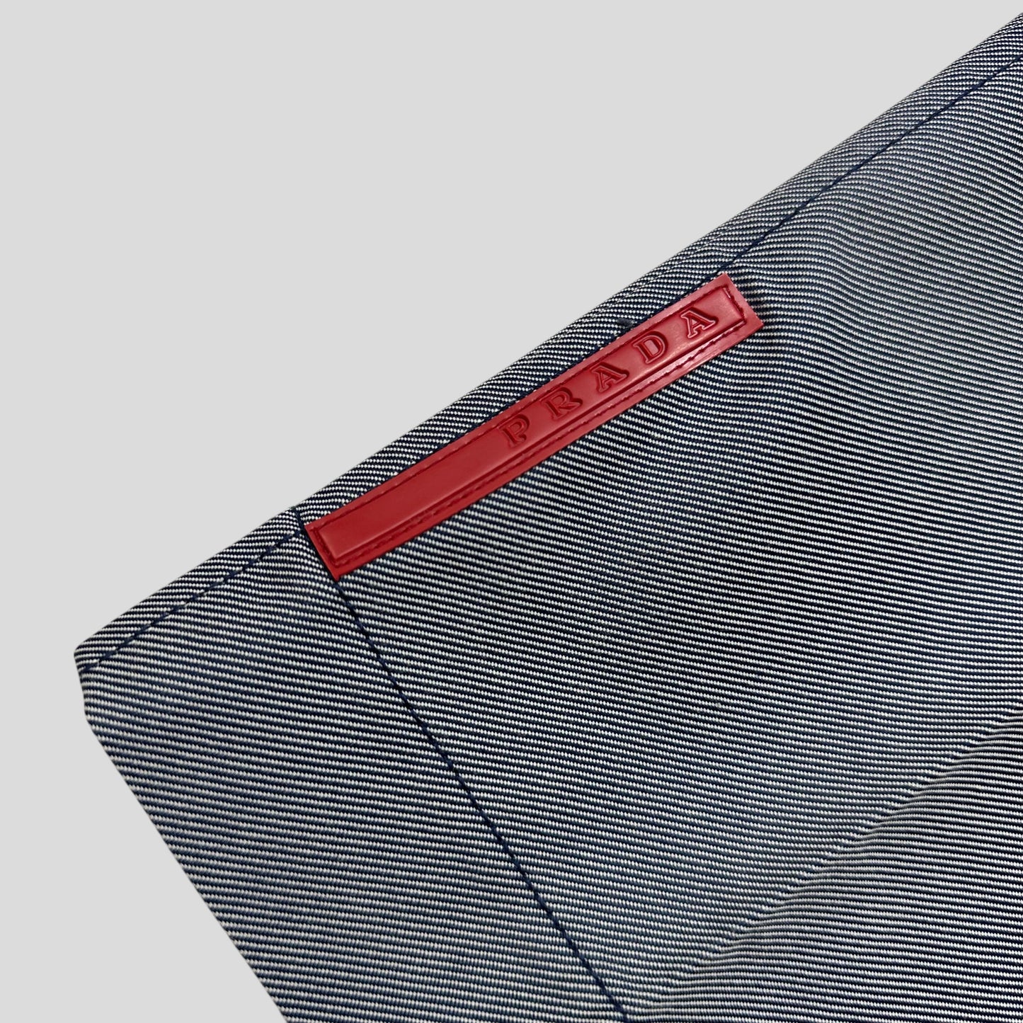 Prada Sport AW00 Textured Two-Tone Pleated Trousers - IT42