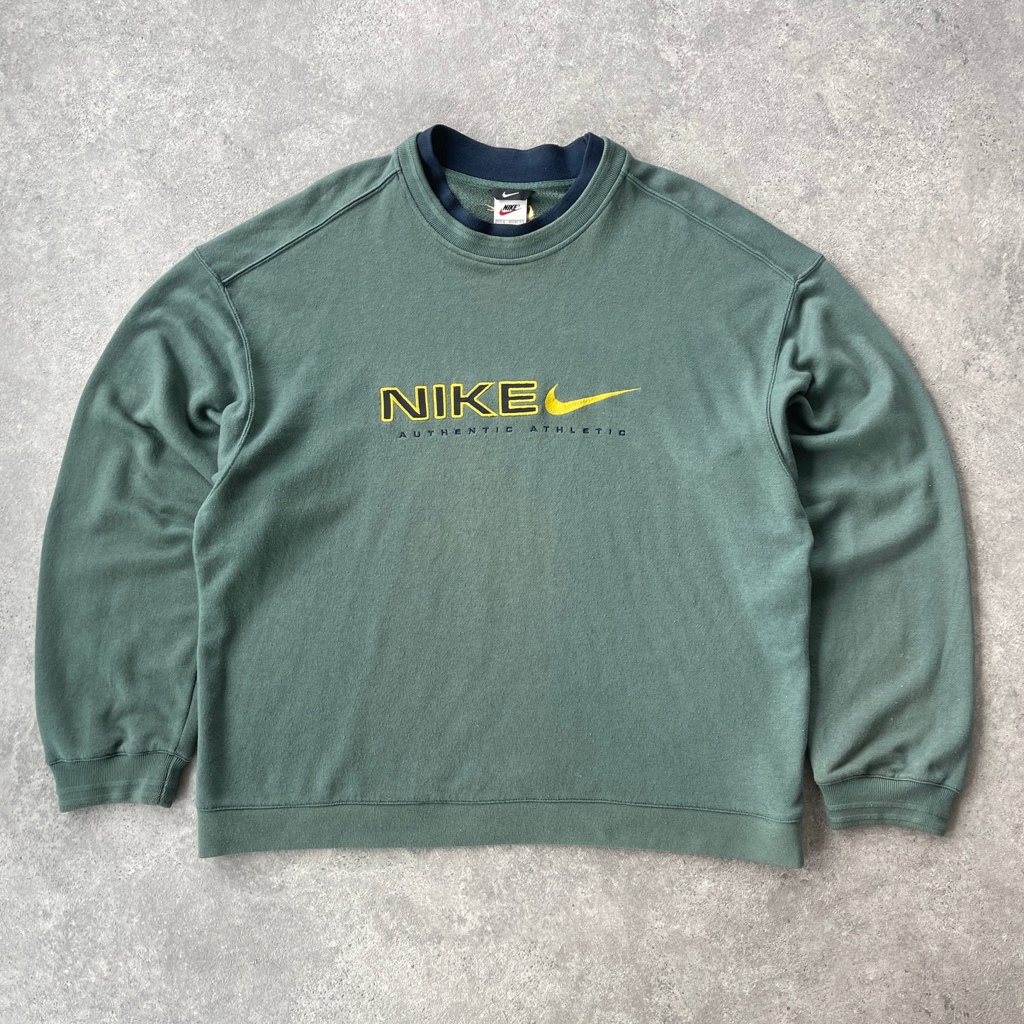 Nike RARE 1990s heavyweight embroidered swoosh sweatshirt (XL)