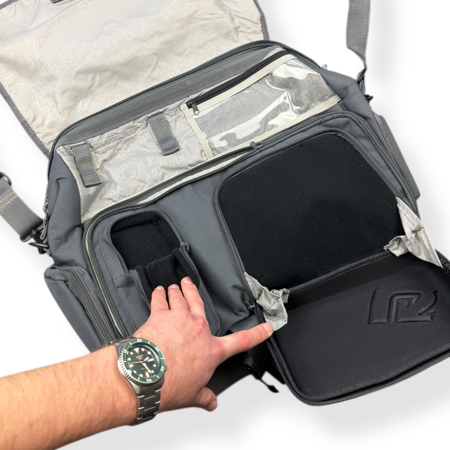 2000's Burton Analog Softshell Messenger Bag | O/S, Grey