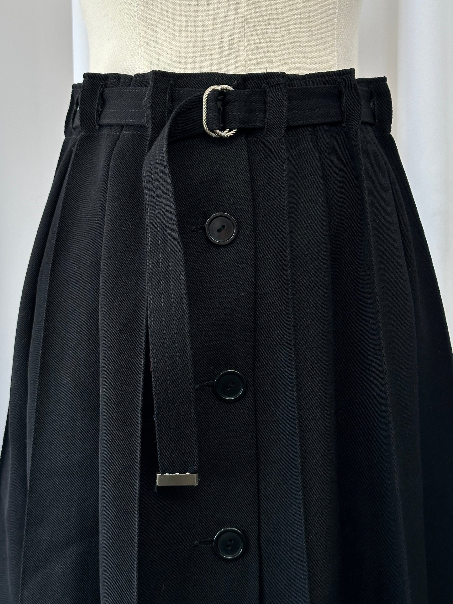 Vintage 1990s Wool Pleated Midi Skirt - W26