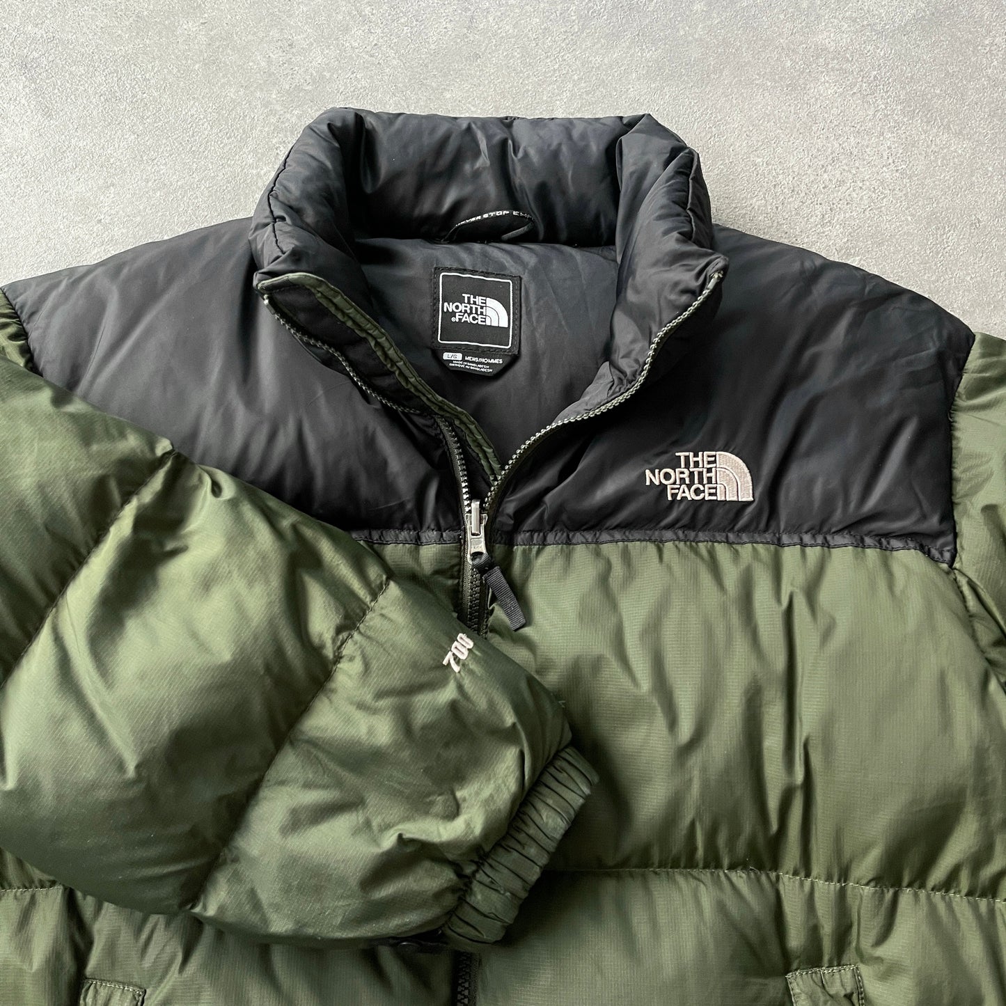 The North Face 2000s Nuptse 700 down fill puffer jacket (L)