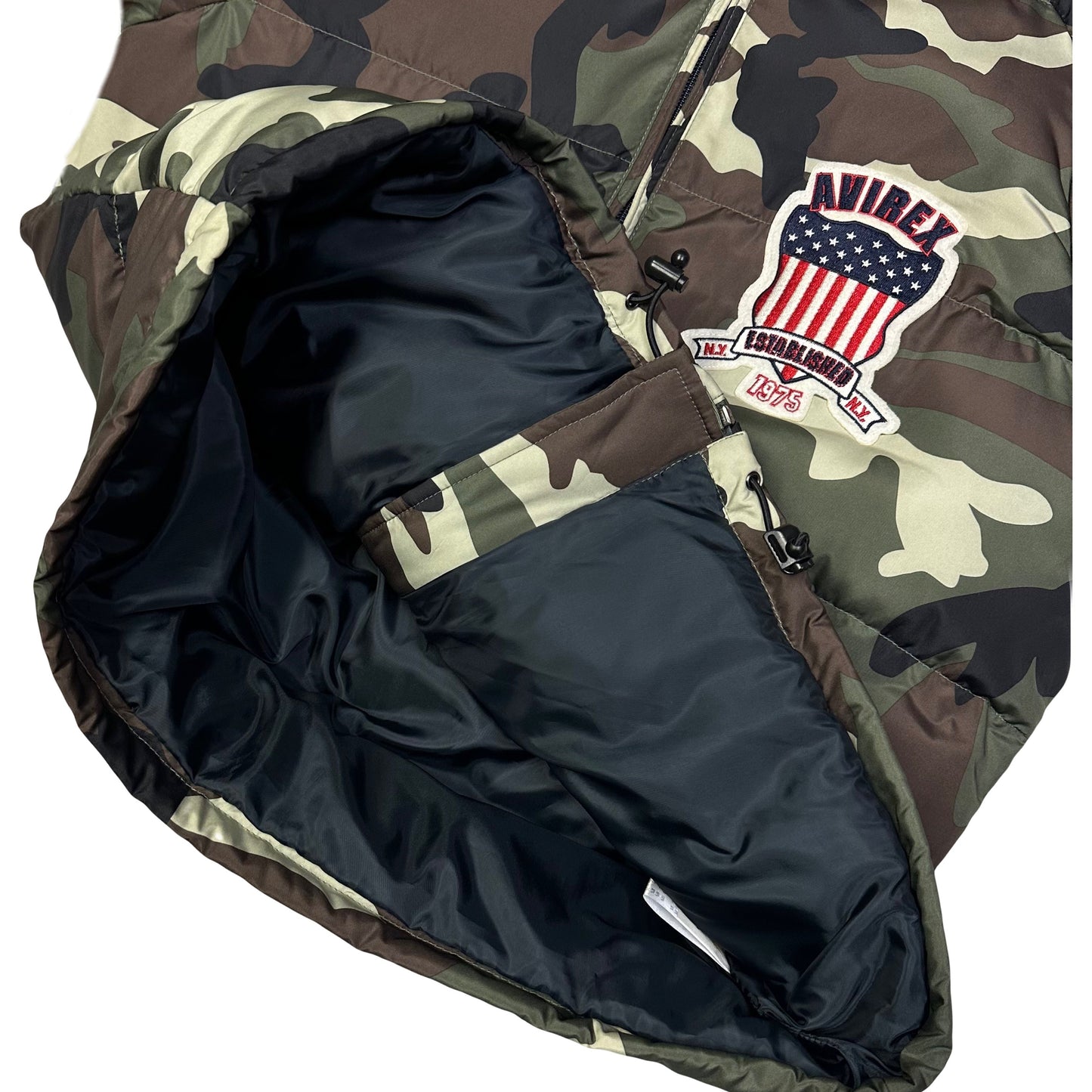 Avirex Spell Out Puffer Jacket In Camo ( M )