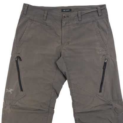 Vintage Arcteryx Trousers Size W32 | W32, Grey