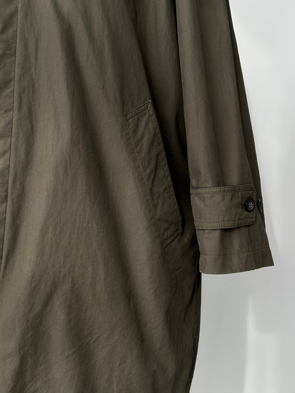 Ralph Lauren Chaps 1990s wool collar cotton trench coat, men's size L, with classic design and button closure.