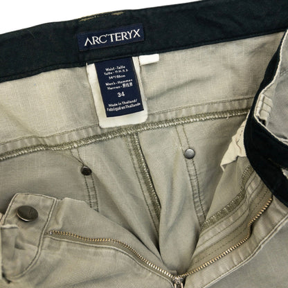 Vintage 2000s Arcteryx Trousers Size W34 | W34, Grey