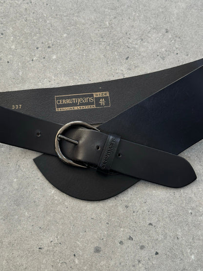 Cerruti 1990s chunky leather belt with silver buckle, W32-35, featuring textured dark brown leather and classic design.