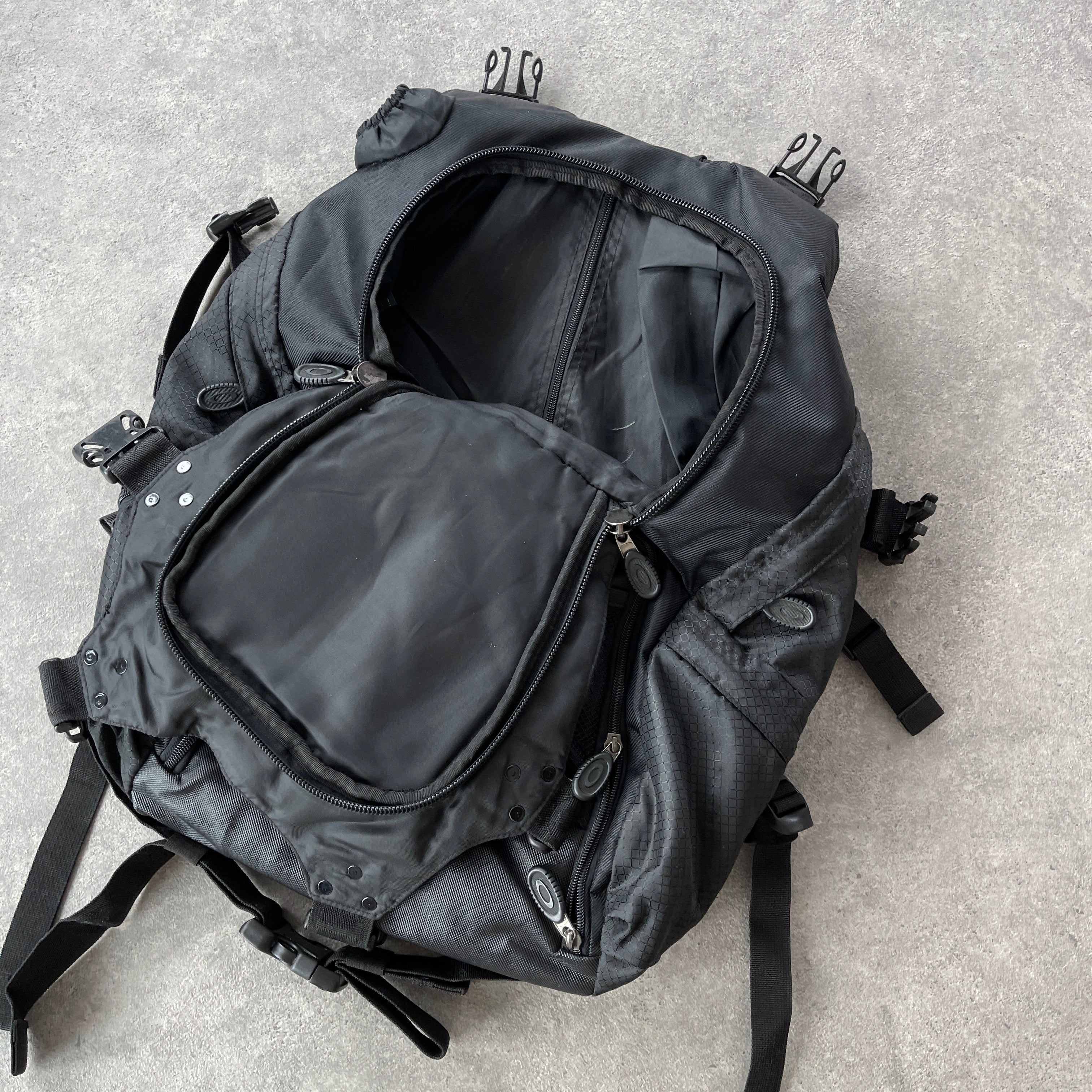 oakley software 90s 引っかけ 00s leather bag